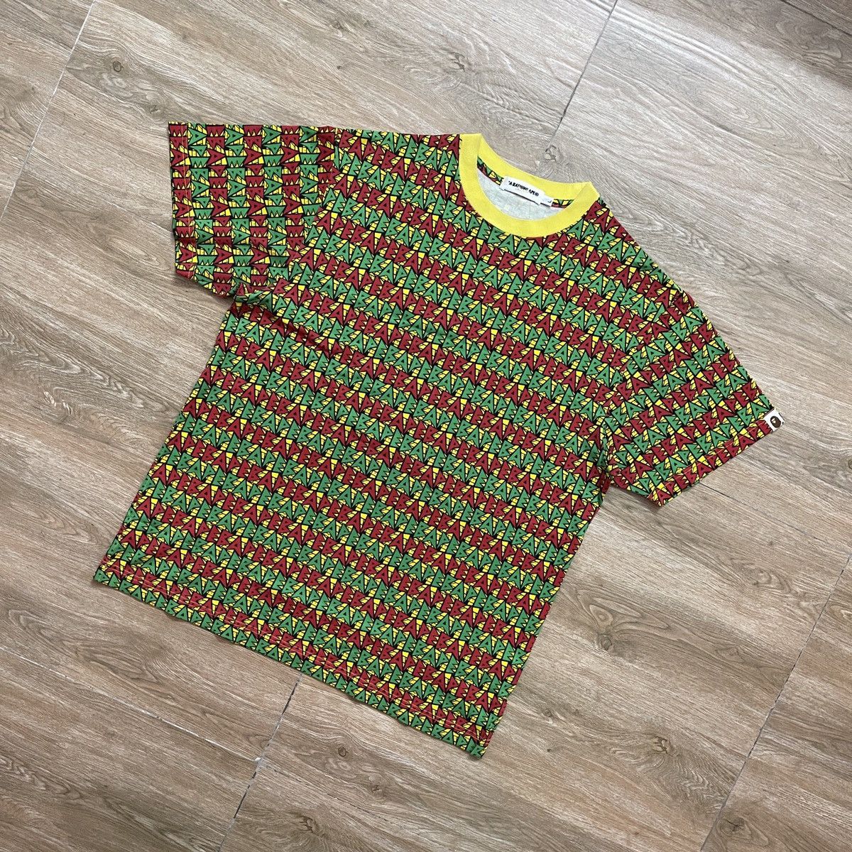 Bape Bape Spell-Out Rasta Tee Size US L / EU 52-54 / 3 - 1 Thumbnail