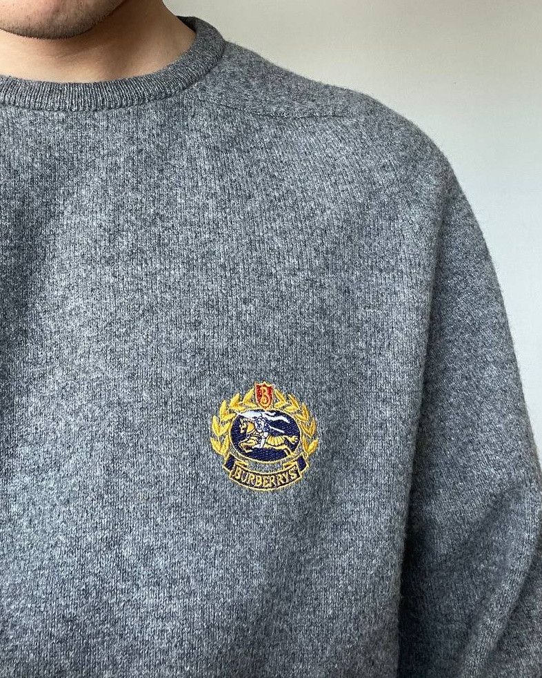 Vintage burberry crewneck sale