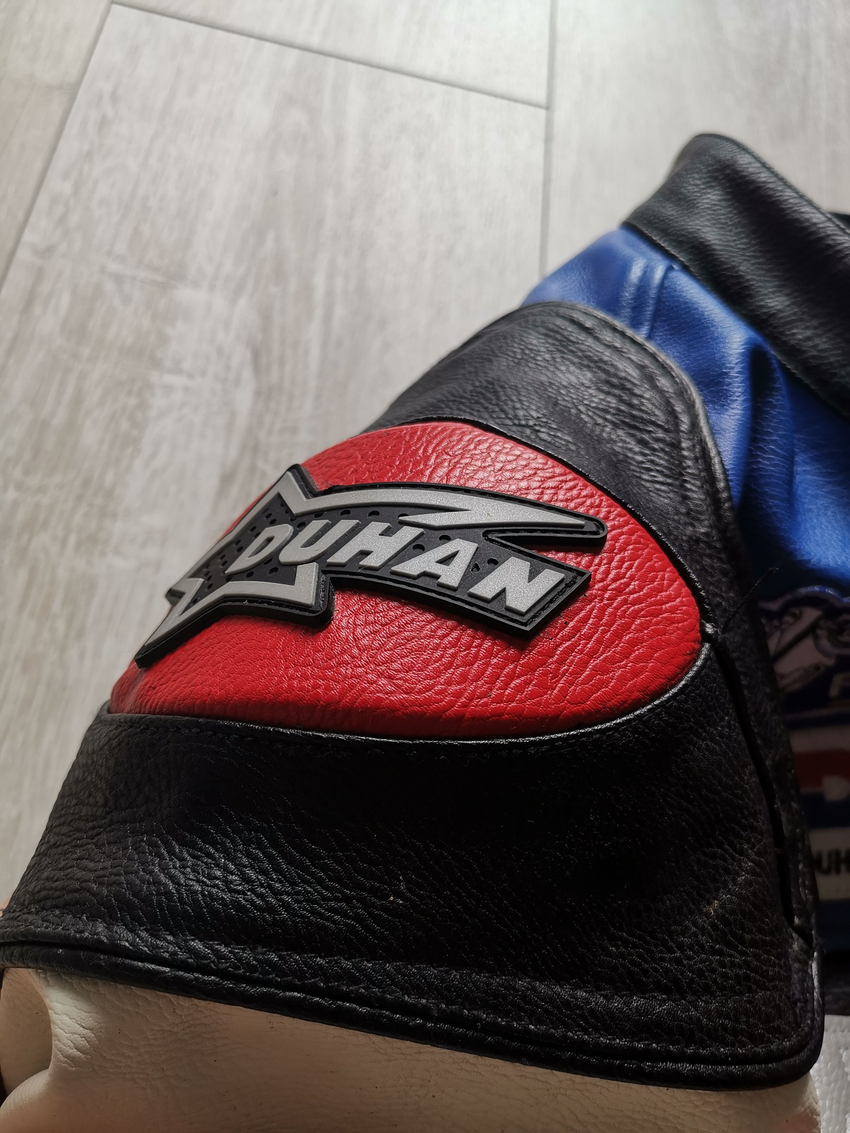 Honda 🔥Vintage HONDA REPSOL racing leather jacket Size US XL / EU 56 / 4 - 5 Thumbnail