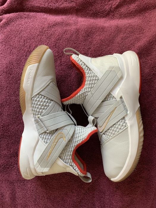 Lebron soldier 12 shop light bone