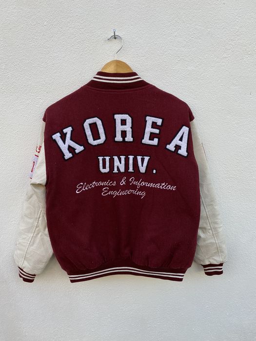 Supreme sweater made in hotsell korea university