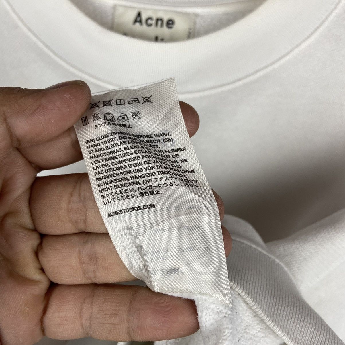Acne Studios Acne Studios cropped long sleeve sweatshirt Size US M / EU 48-50 / 2 - 10 Thumbnail