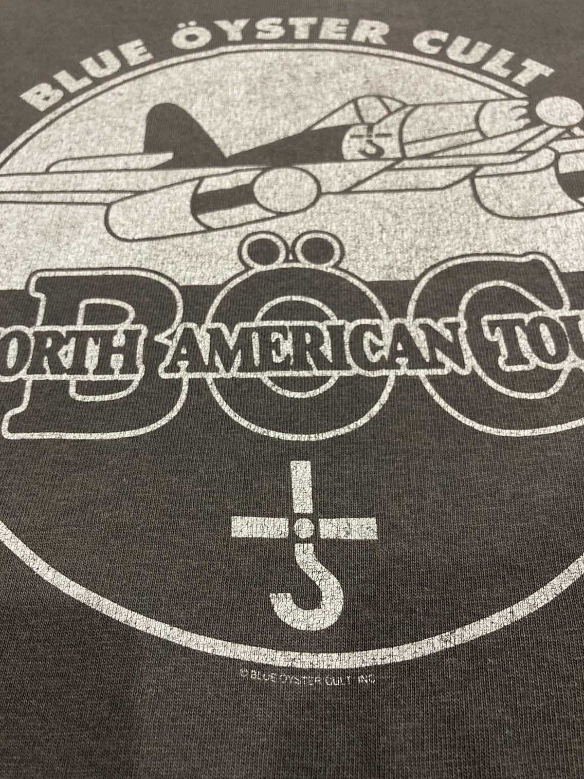 Band Tees Vintage Blue Oyster Cult North American Tour t-shirt Size US XL / EU 56 / 4 - 3 Thumbnail