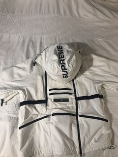 Buy Supreme®/The North Face® Steep Tech Fleece Jacket (White