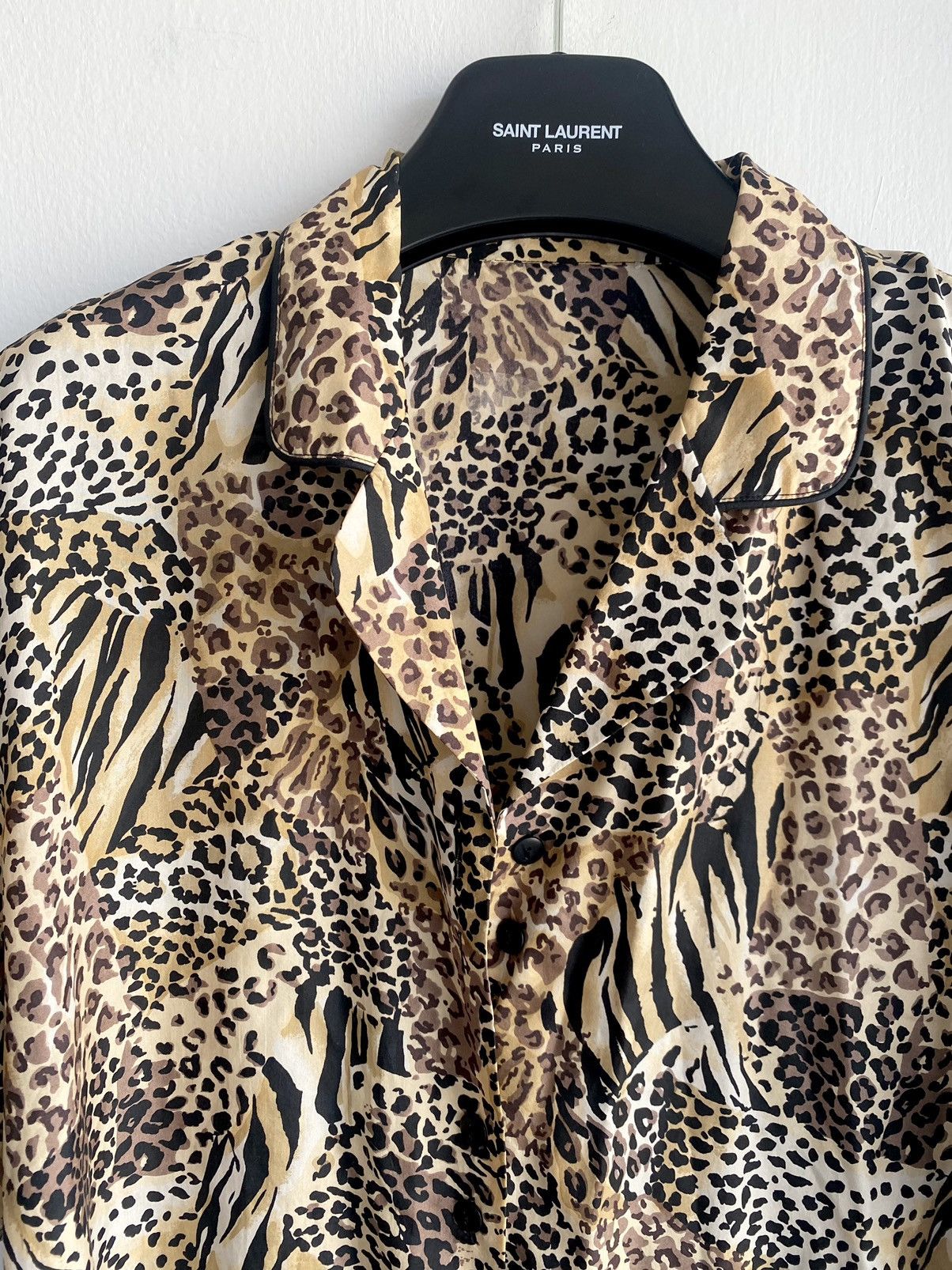 Vintage VINTAGE 90s 100% SILK Leopard Camp Collar Button up SHIRT Size US L / EU 52-54 / 3 - 1 Thumbnail