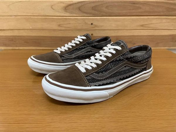 Jun takahashi outlet vans