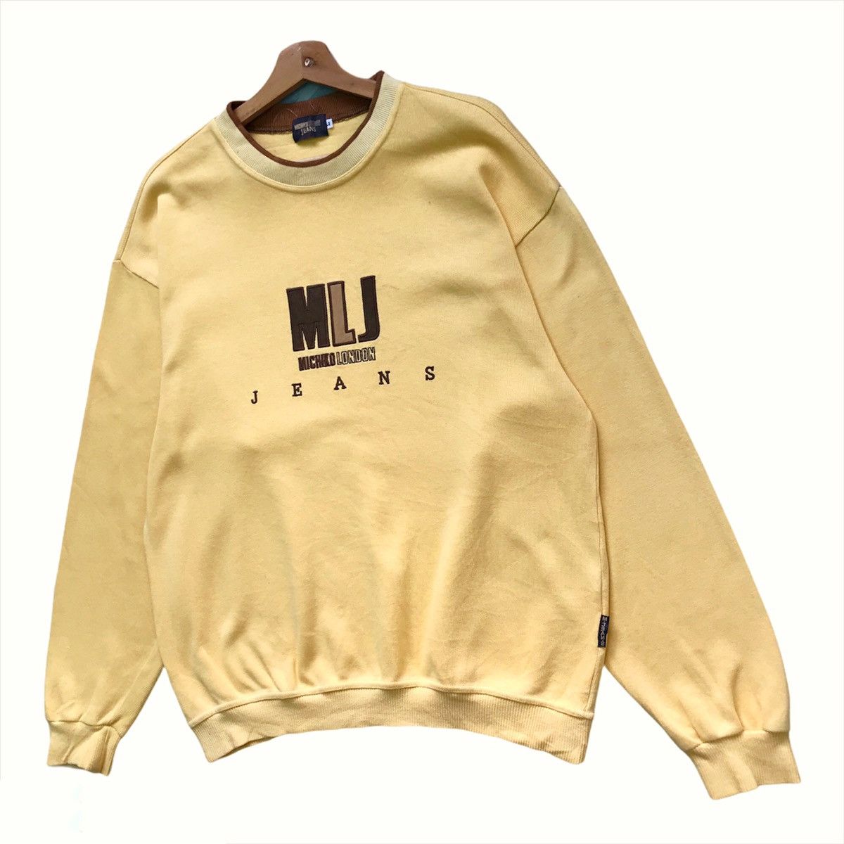 Michiko Koshino London Vintage Michiko London Embroidery Crewneck Sweatshirt Size M Size US M / EU 48-50 / 2 - 3 Thumbnail