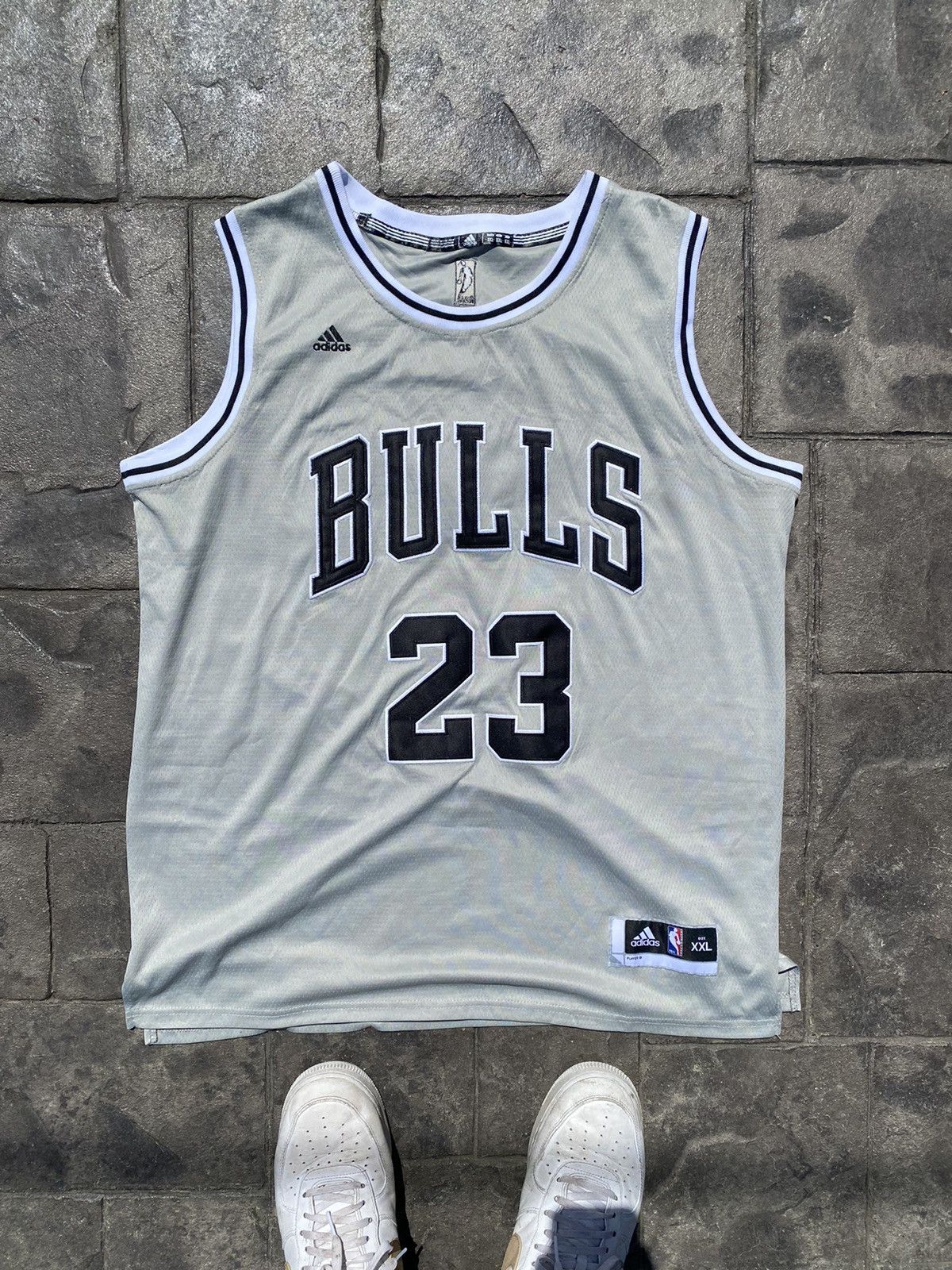 Adidas michael jordan jersey deals