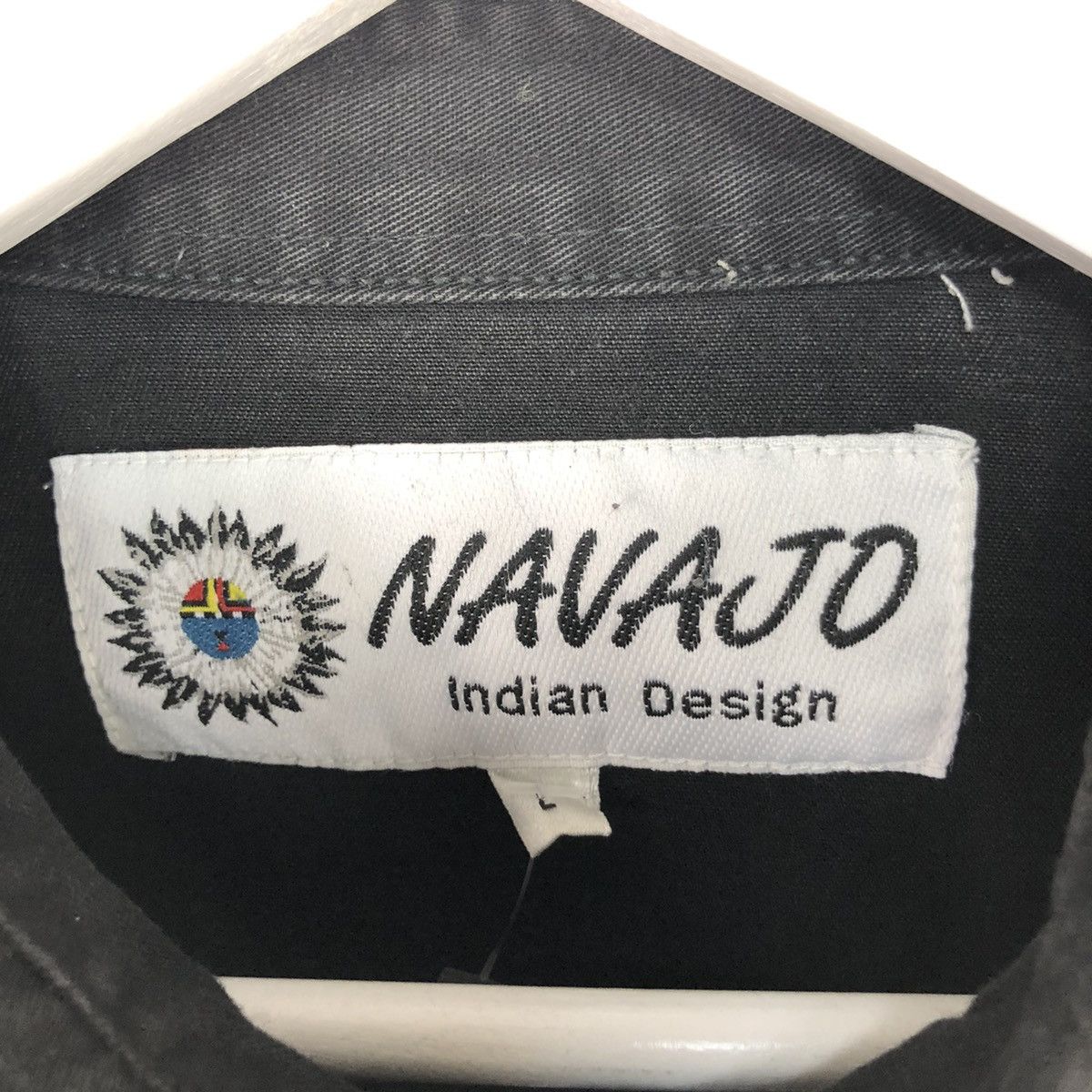 Vintage Vintage Navajo Indian Aztec Western Denim Jacket Shirt Size US L / EU 52-54 / 3 - 3 Thumbnail