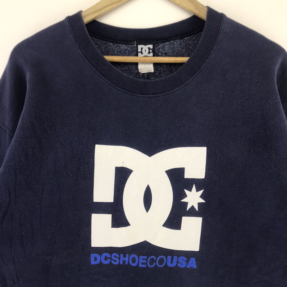 Other Dc Shoe Co Usa Printed Big Logo Sweatshirt Pullover Size US XL / EU 56 / 4 - 3 Thumbnail