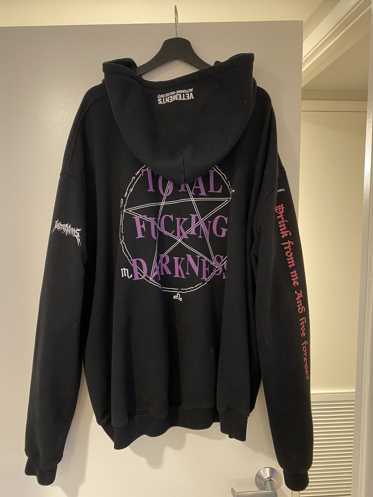 Vetements 2017 Vetements TFD Total Fucking Darkness Zip Up