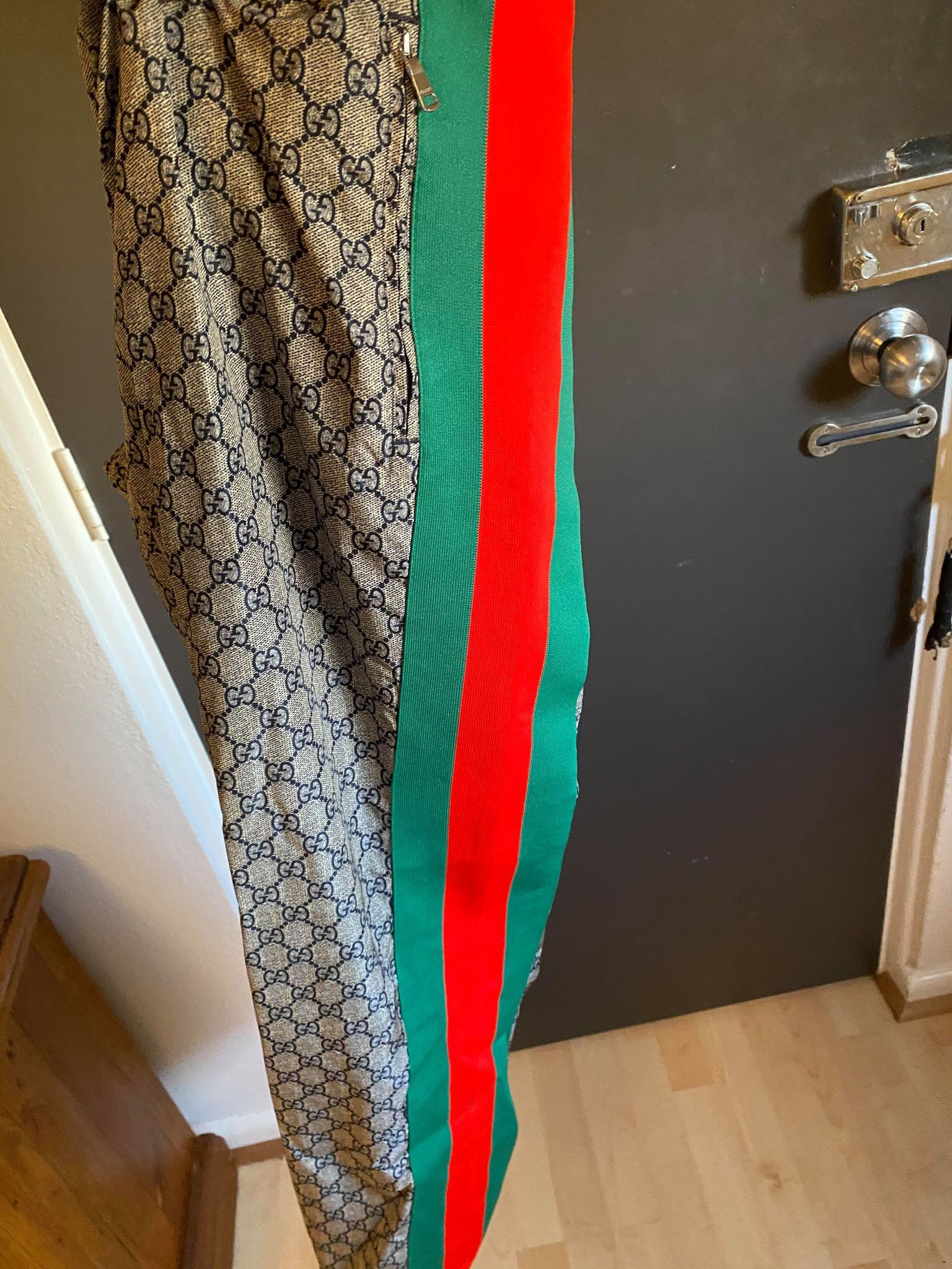 Gucci Oversize GG Nylon Gucci Jogger/Sweatpant Size US 36 / EU 52 - 4 Thumbnail