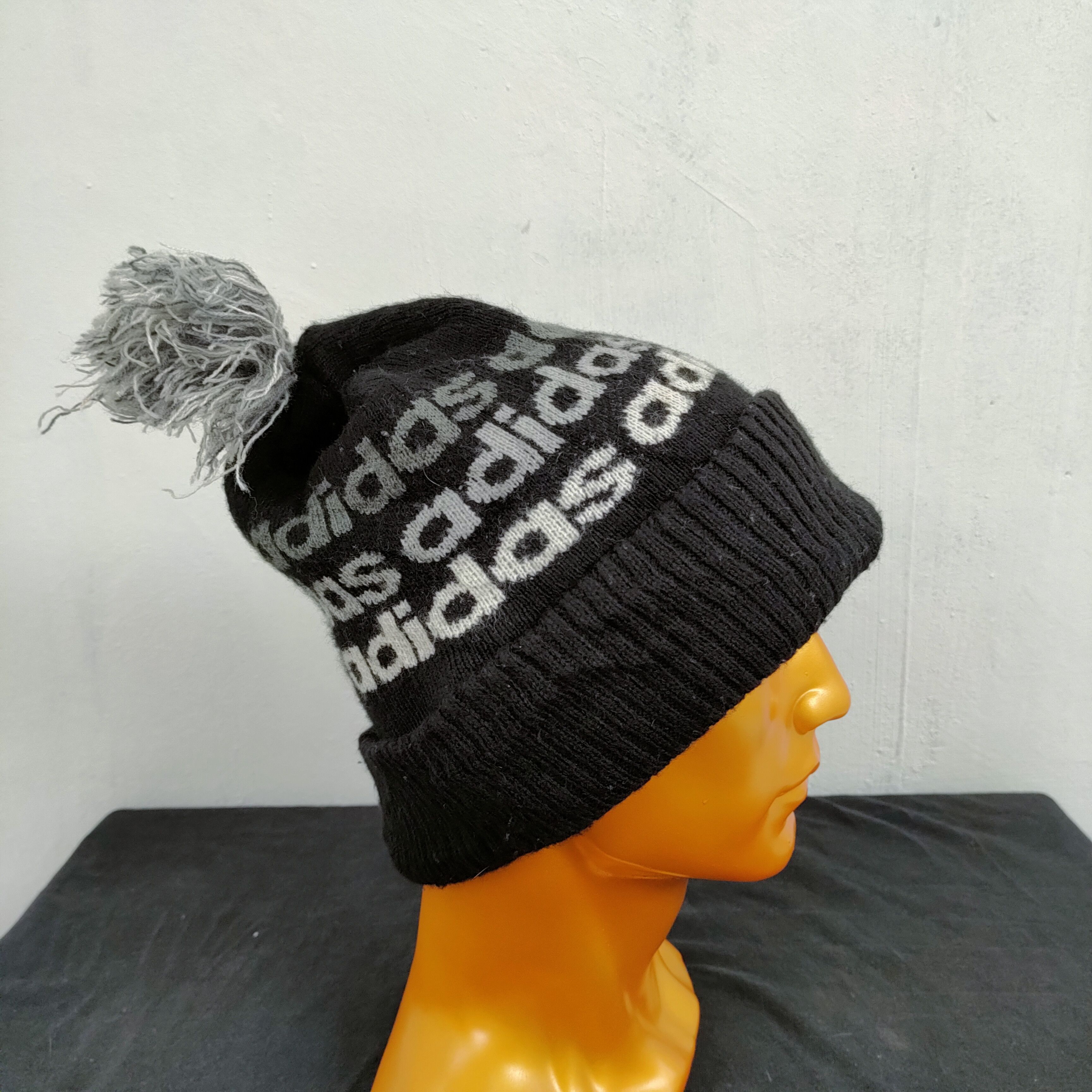 Adidas × Vintage BEST OFFER 💥 ADIDAS STREETWEAR BEANIE HAT Size ONE SIZE - 1 Thumbnail