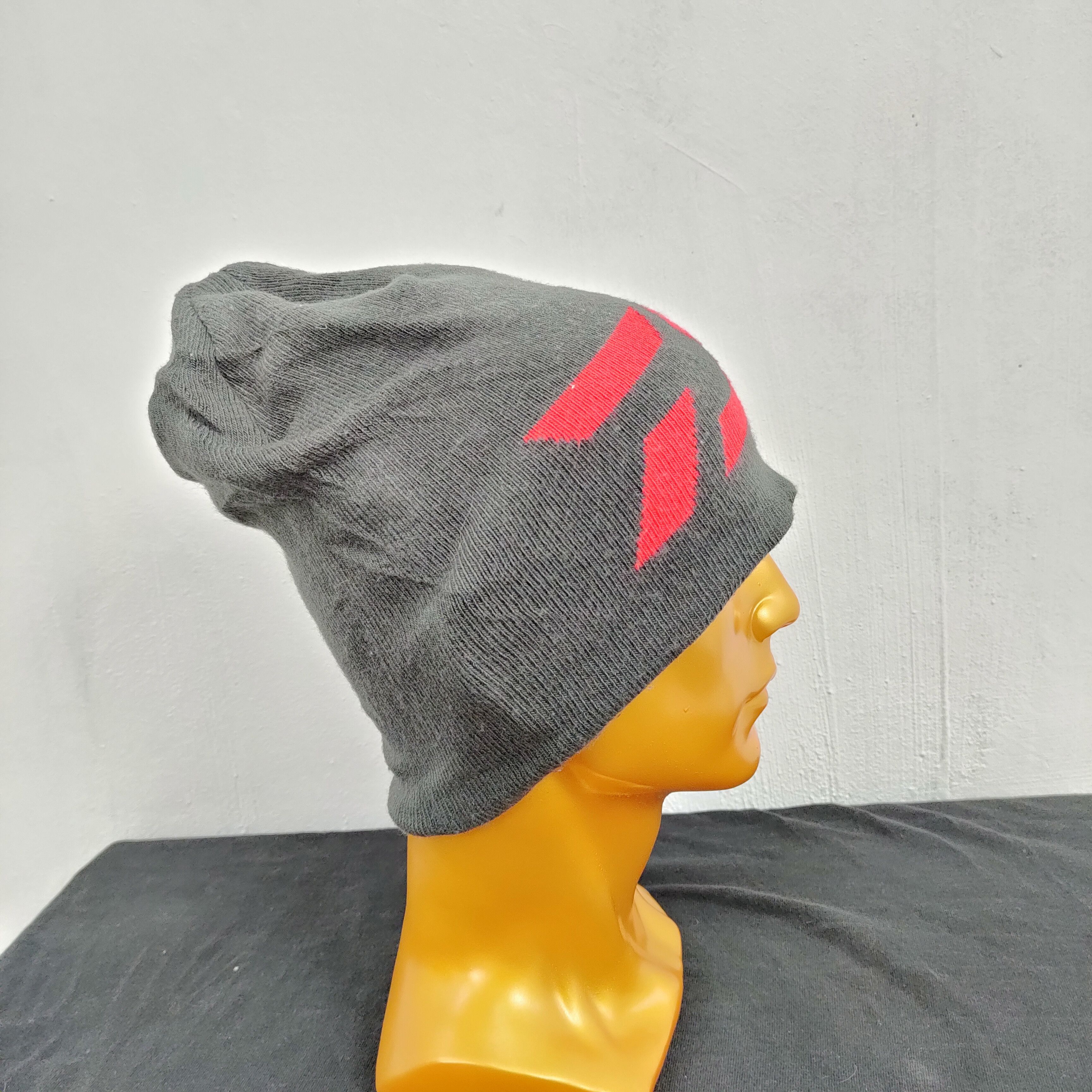 Japanese Brand 💥 BESTOFFER 💥 DAWA STREETWEAR BEANIE HAT Size ONE SIZE - 1 Thumbnail