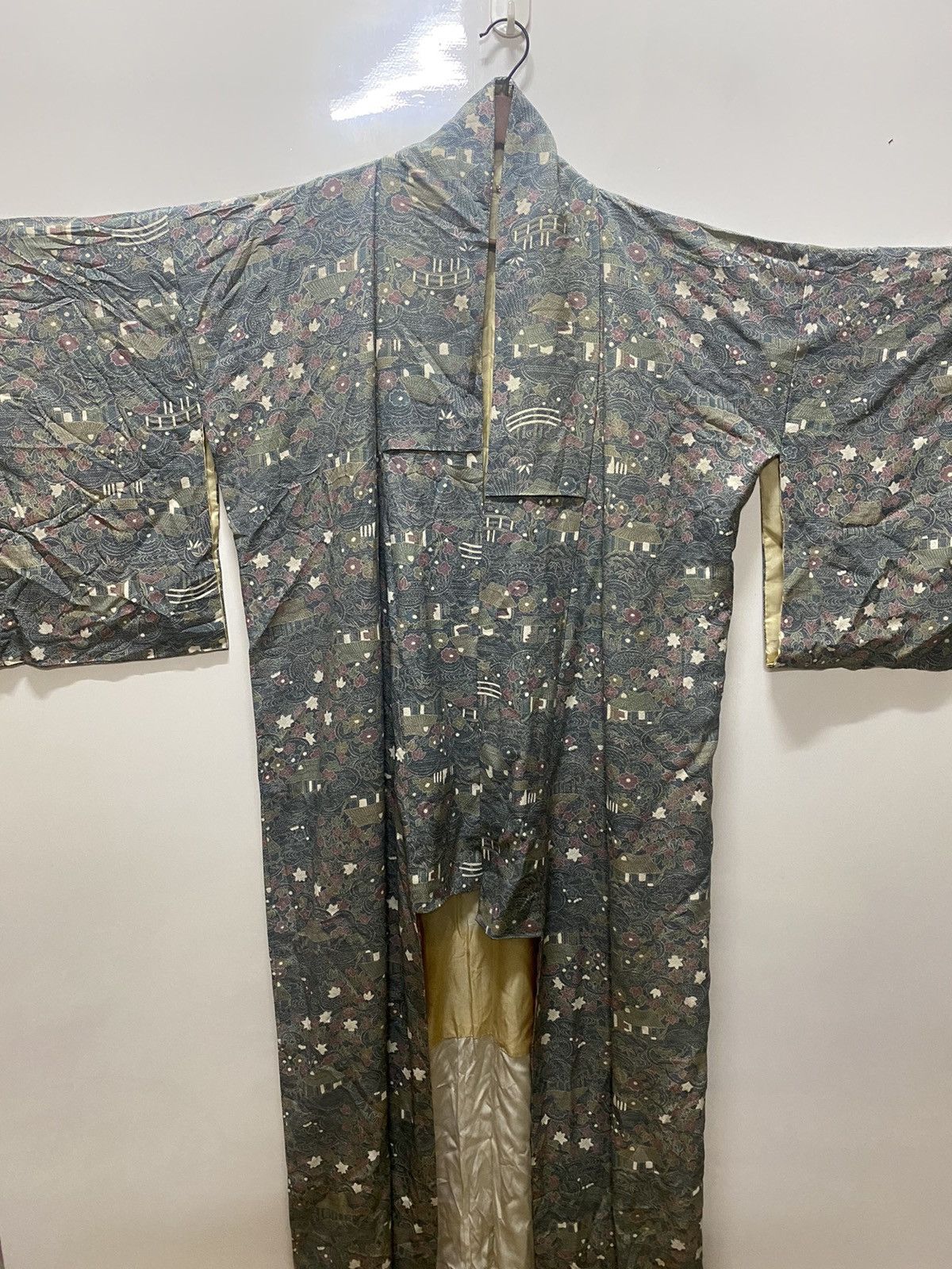 Japanese Brand Vintage 90s kimono robe floral flower design k5 Size US L / EU 52-54 / 3 - 2 Thumbnail