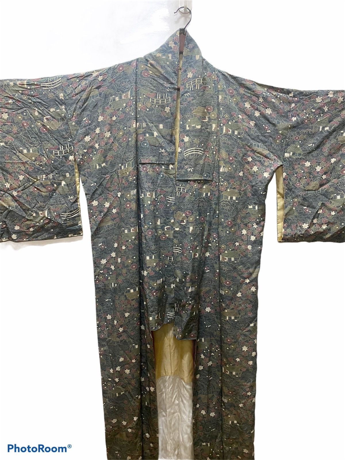 Japanese Brand Vintage 90s kimono robe floral flower design k5 Size US L / EU 52-54 / 3 - 1 Thumbnail