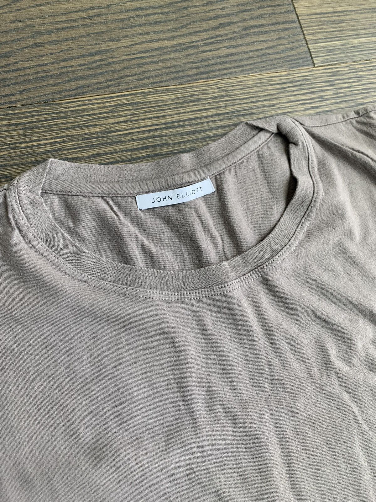 John Elliott LS Classic Curve Tee in Oak Size US M / EU 48-50 / 2 - 5 Thumbnail