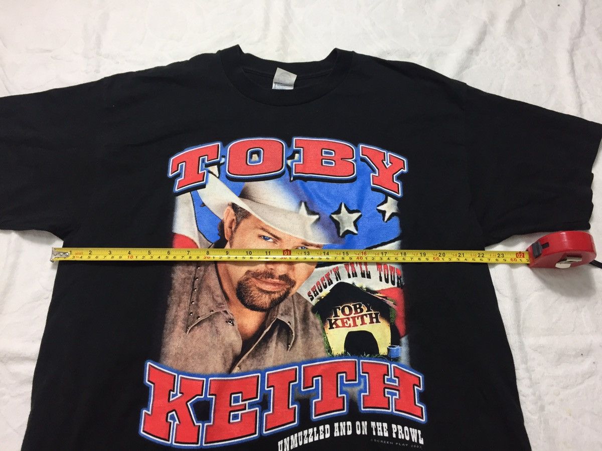 Band Tees Vintage 2003 Toby Keith “ Shock ‘ N Ya’ll “ Tour T-shirt Size US XL / EU 56 / 4 - 10 Thumbnail