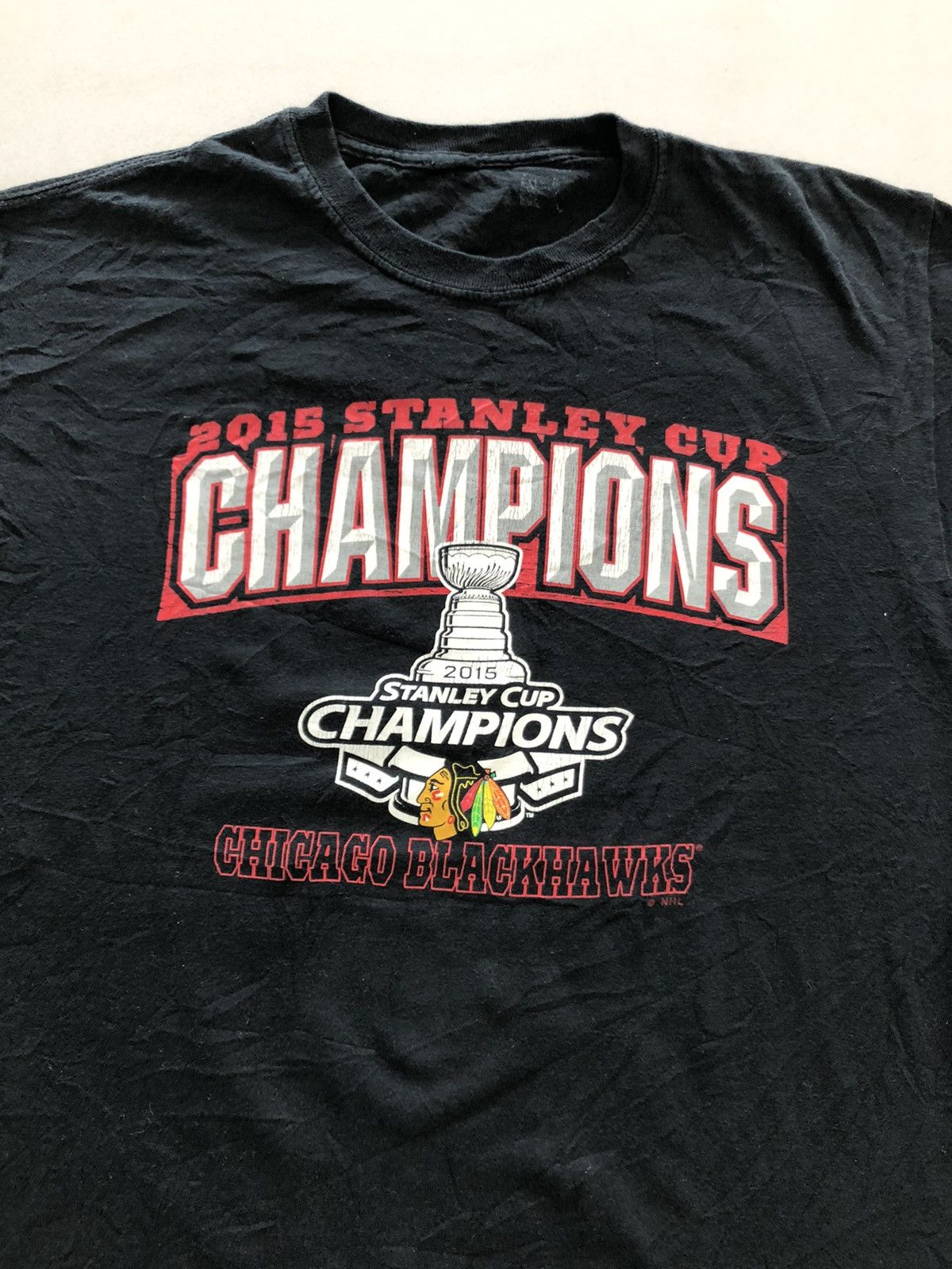 NHL 2015 Stanley Cup Champion Chicago Blackhawks Shirt Size US M / EU 48-50 / 2 - 2 Thumbnail