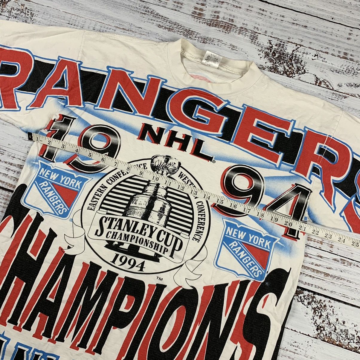 Vintage Vintage New York rangers Stanley cup magic Johnson t shirt Size US L / EU 52-54 / 3 - 3 Thumbnail