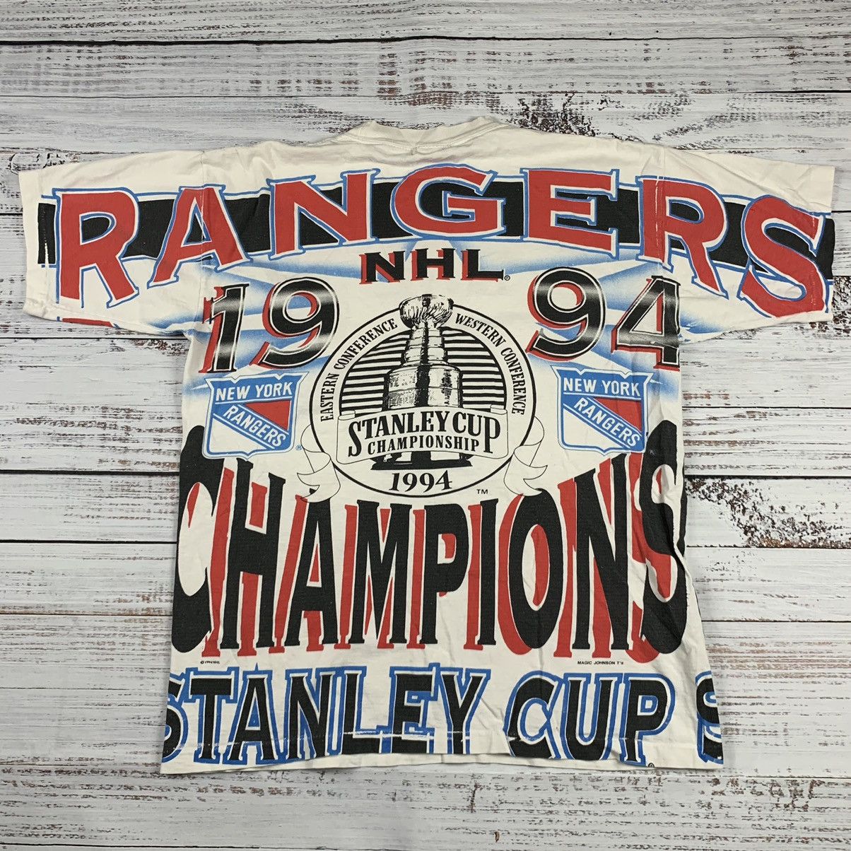 Vintage Vintage New York rangers Stanley cup magic Johnson t shirt Size US L / EU 52-54 / 3 - 5 Thumbnail