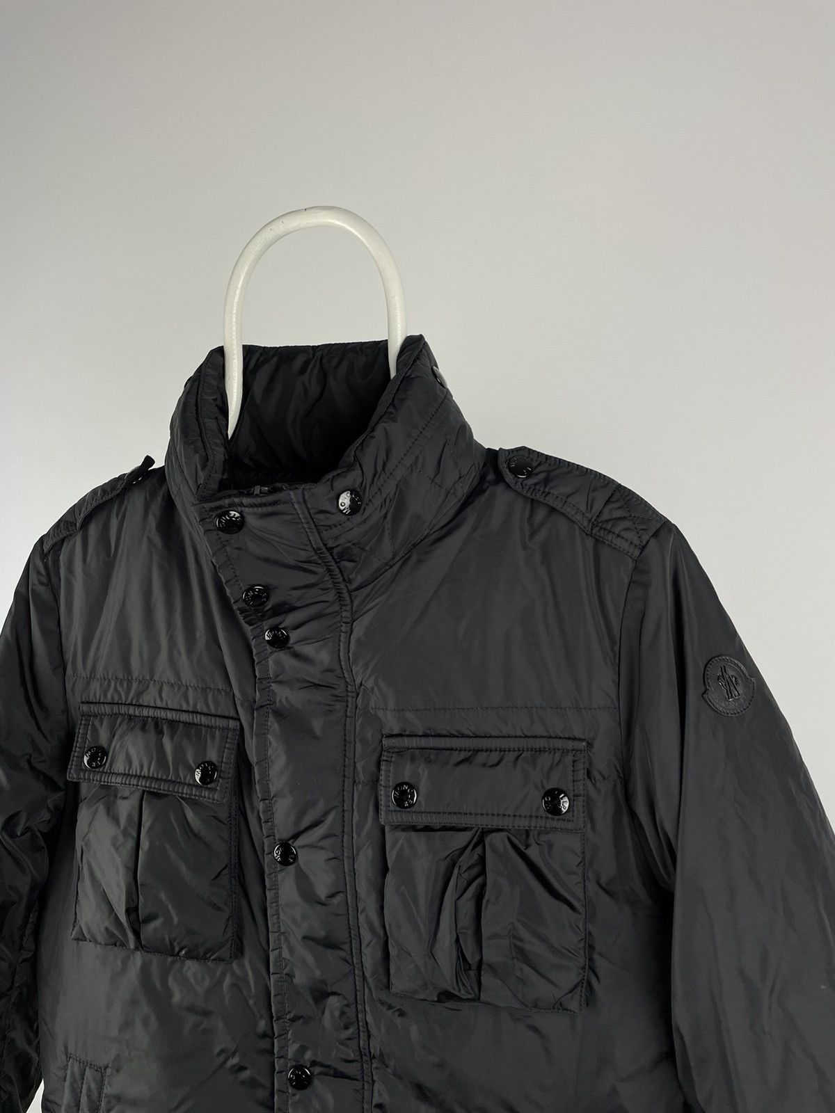 Moncler Moncler down jacket luxury size Medium logo black puffer Size US M / EU 48-50 / 2 - 3 Thumbnail