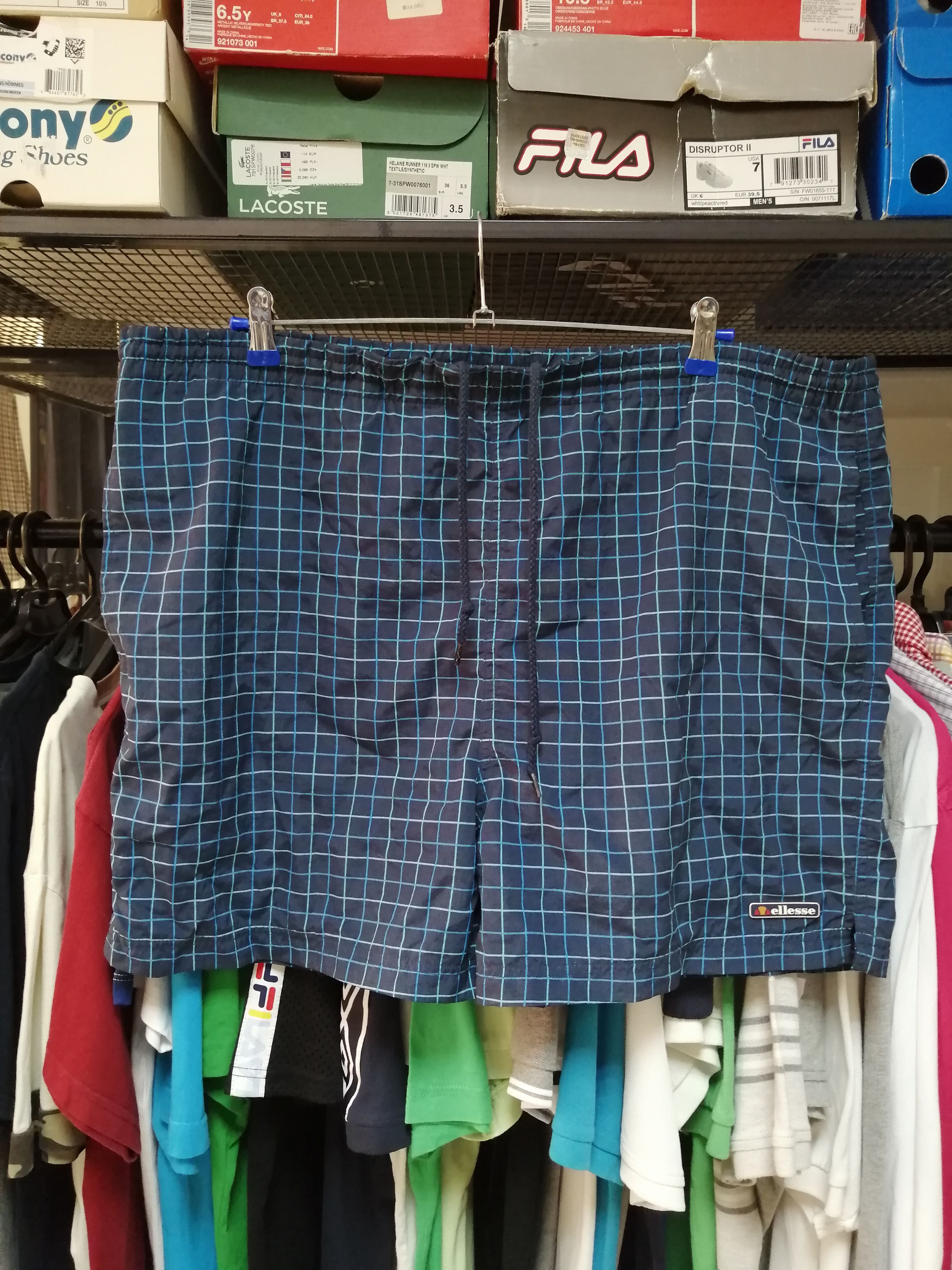 Ellesse × Vintage Ellesse 'Cerchio' vintage 90s shorts Size US 36 / EU 52 - 1 Thumbnail