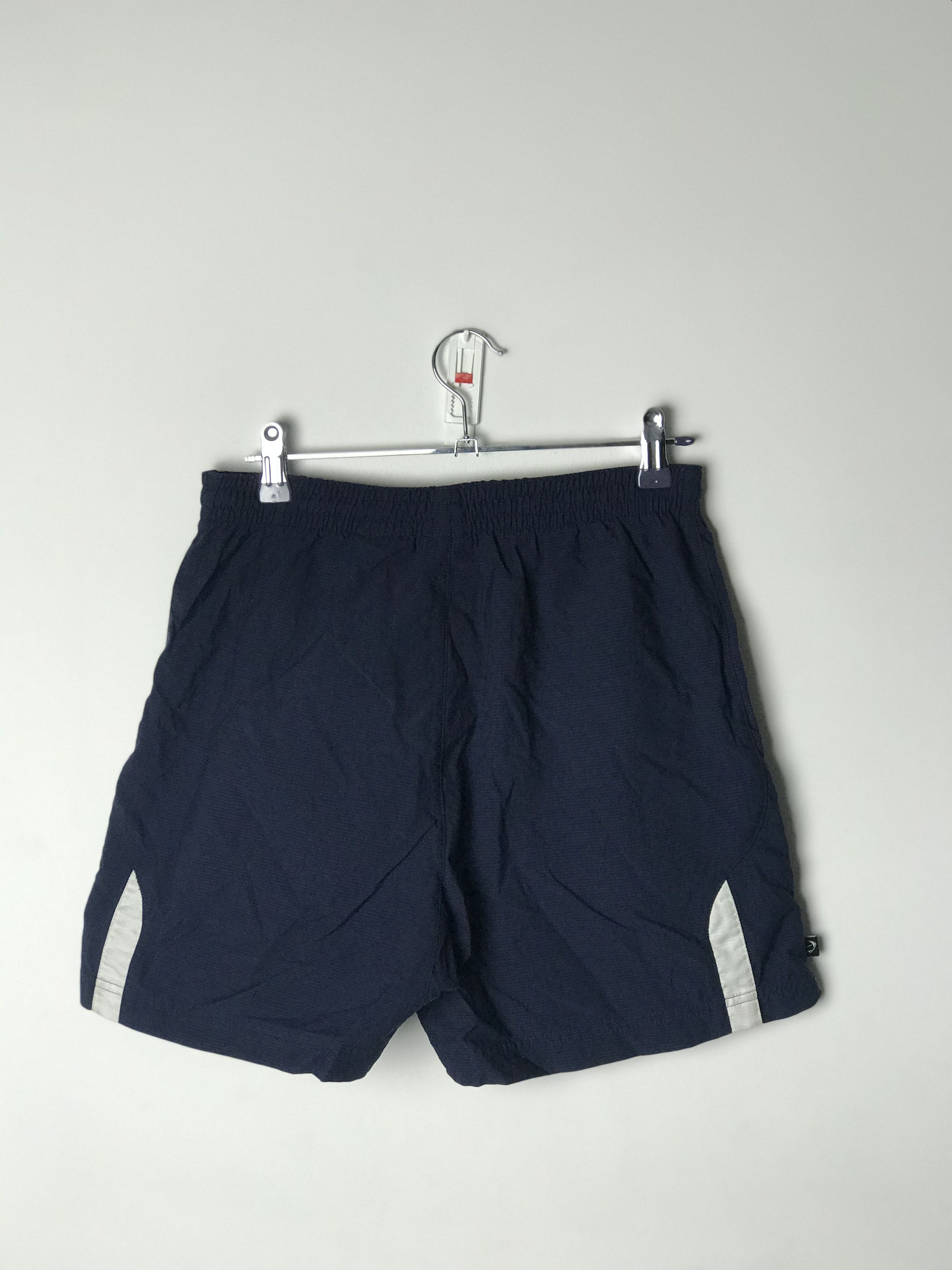 Nike × Vintage Nike vintage shorts pants small embroidered logo 00s Size US 30 / EU 46 - 4 Thumbnail