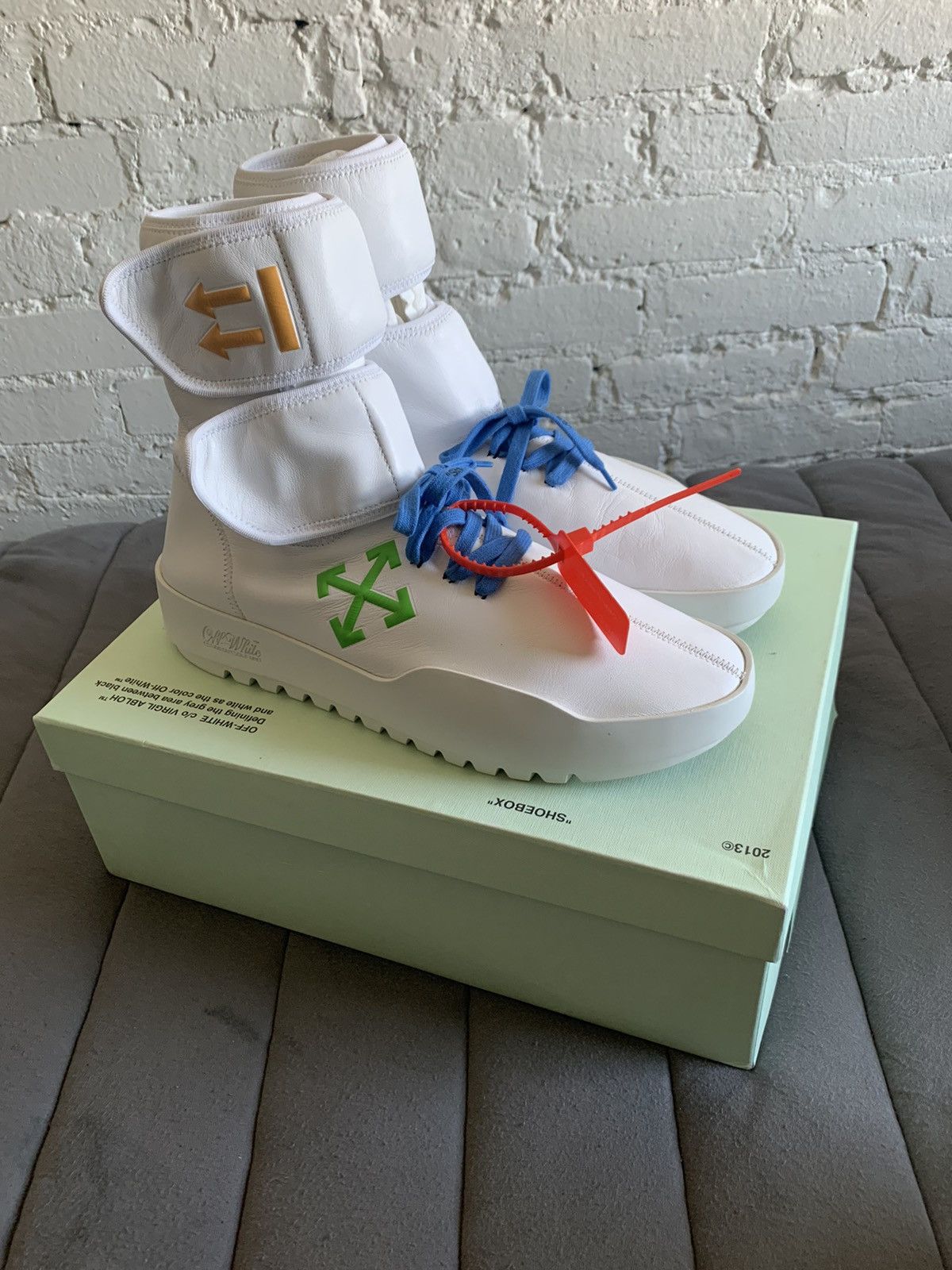 Off-White Off White Moto Wrap Size US 12.5 / EU 45-46 - 2 Thumbnail