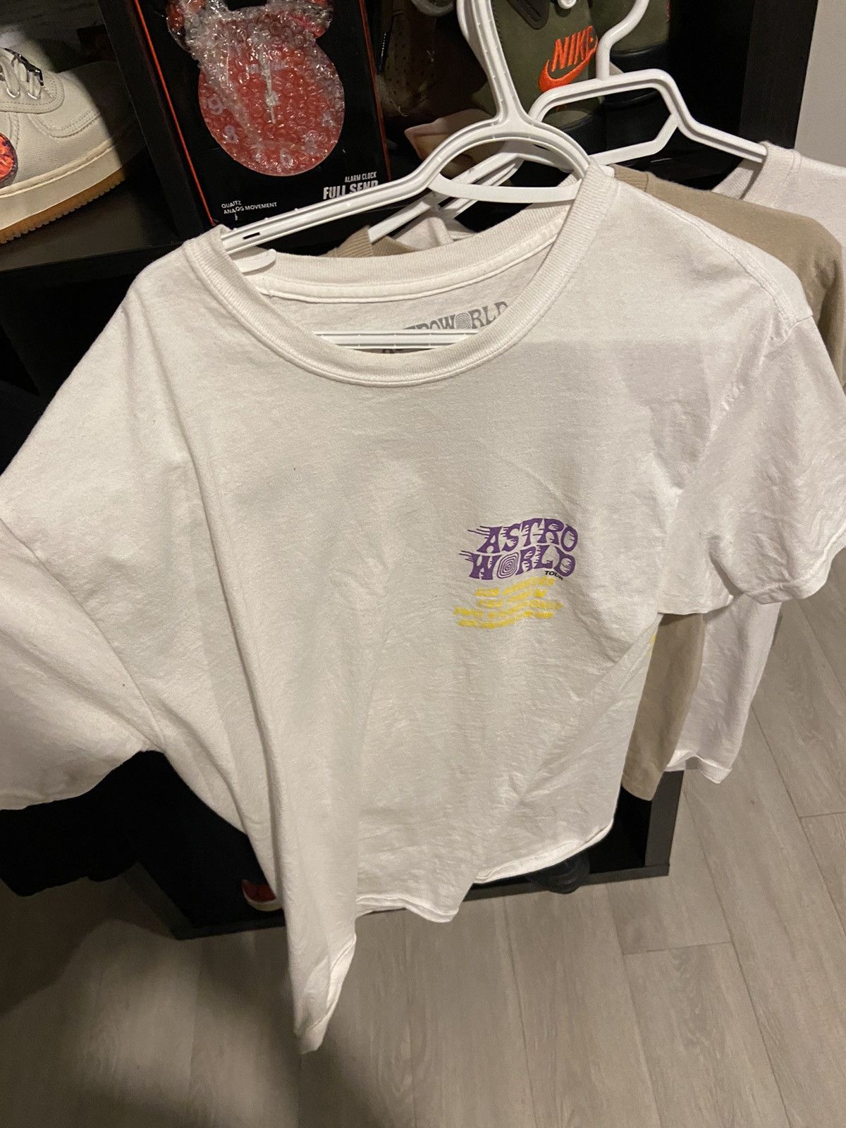 Travis Scott la exclusive tee Size US L / EU 52-54 / 3 - 1 Thumbnail