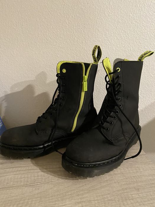 Dr. Martens Air wick dr martens men's boot | Grailed