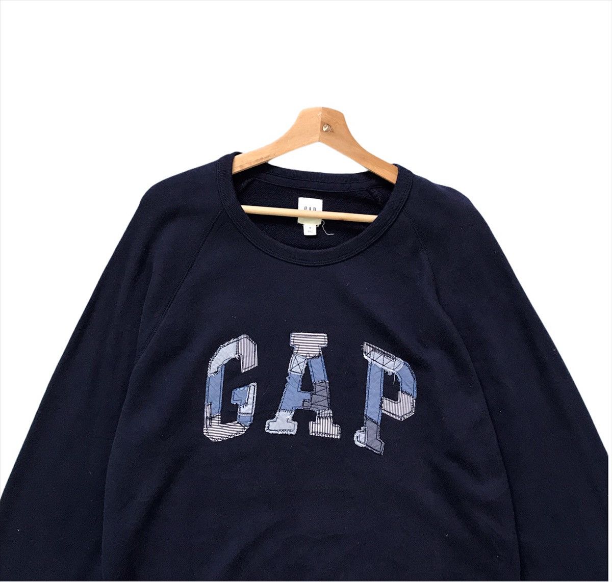 Gap GAP Embroidery Crewneck Sweatshirt Size M Size US M / EU 48-50 / 2 - 4 Thumbnail