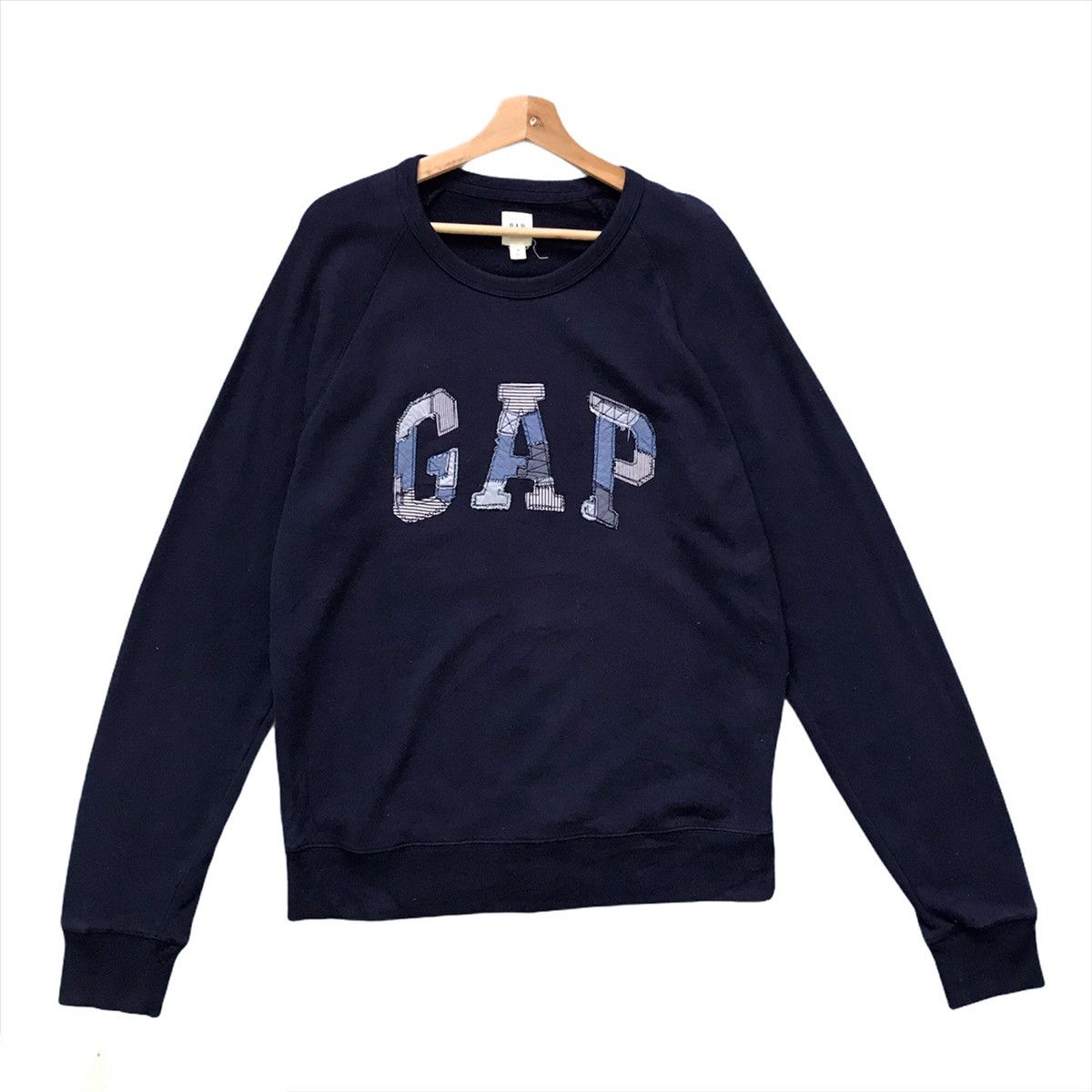 Gap GAP Embroidery Crewneck Sweatshirt Size M Size US M / EU 48-50 / 2 - 1 Thumbnail