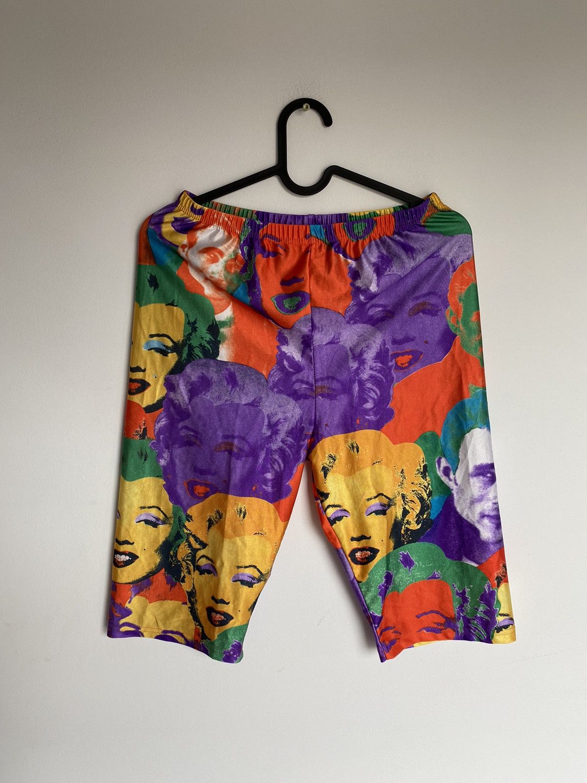Vintage Vintage Marilyn Monroe Leggings Shorts Art Tee Size 30" / US 8 / IT 44 - 2 Thumbnail
