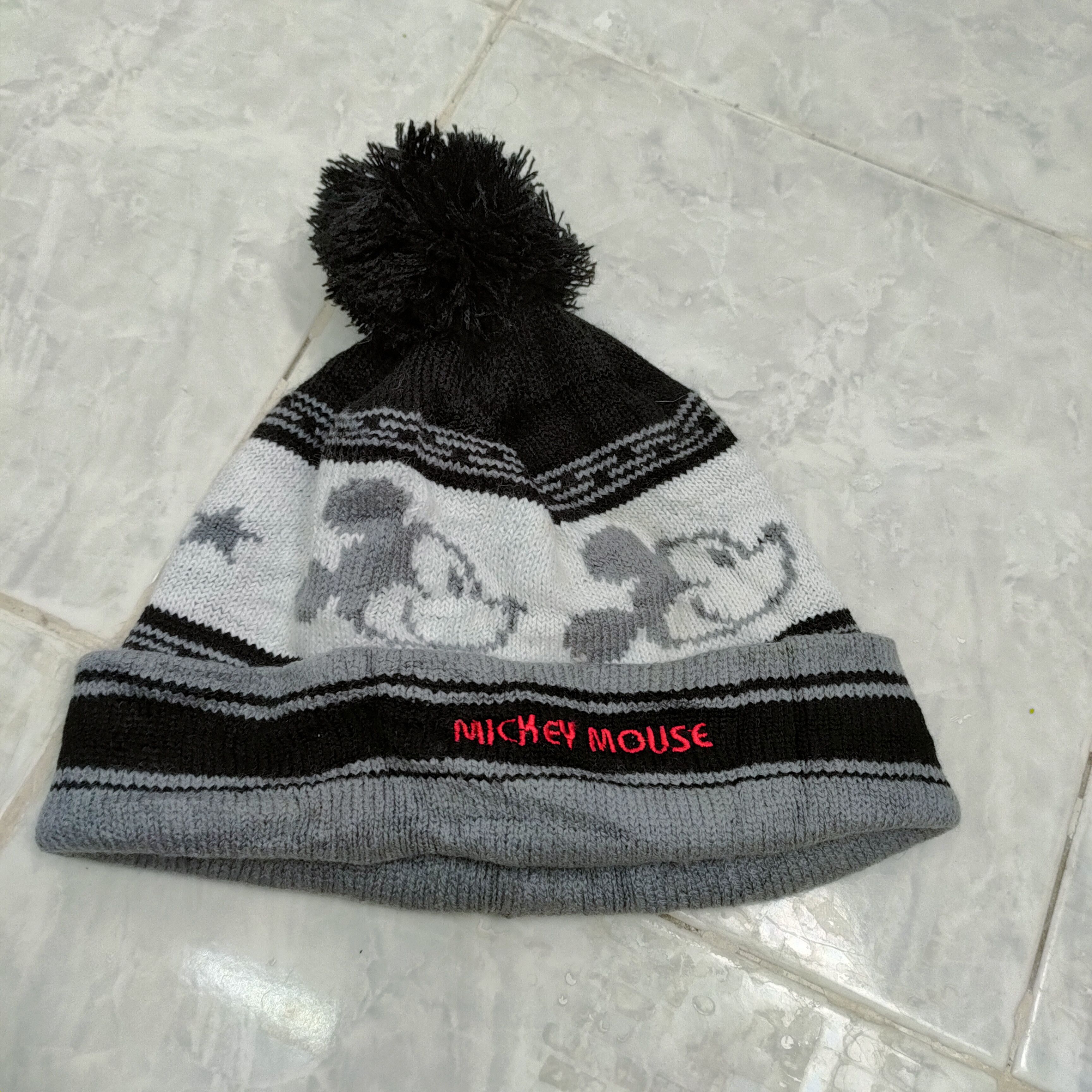 Disney × Mickey Mouse 💥 BESTOFFER 💥 MICKEY MOUSE BEANIE HAT Size ONE SIZE - 4 Thumbnail
