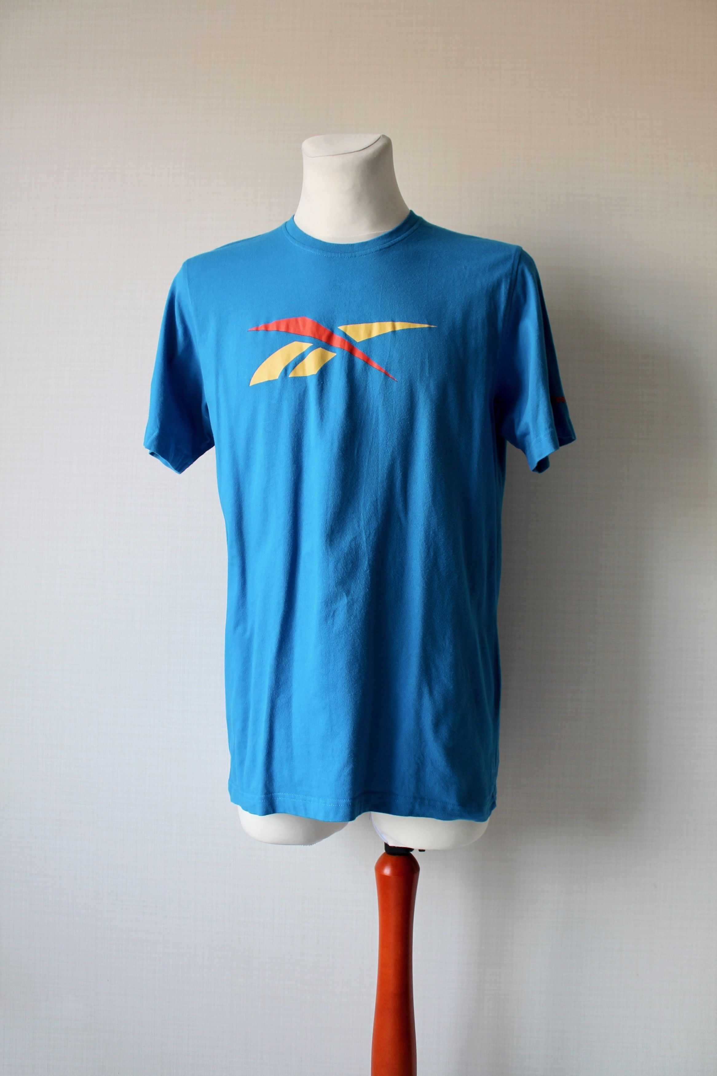 Reebok REEBOK Big LOGO t-shirt Vintage Blue Size US L / EU 52-54 / 3 - 11 Thumbnail