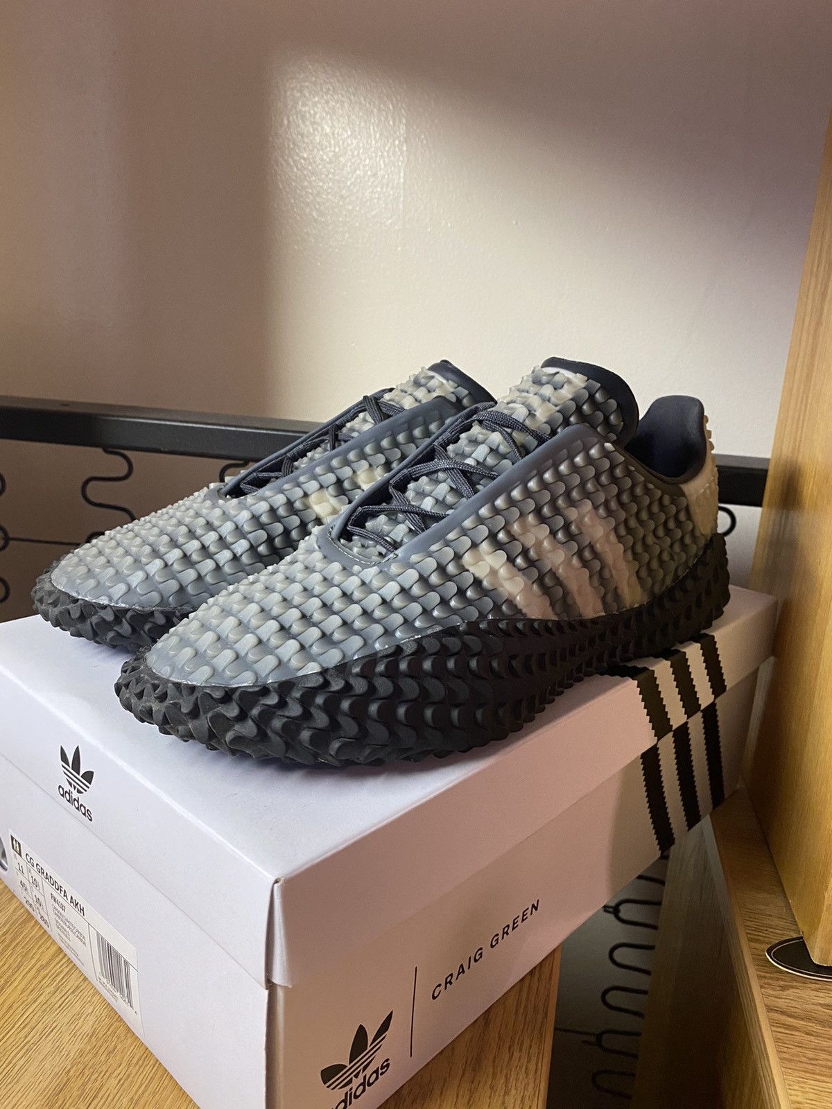 Adidas CG Graddfa AKH lowtop textured sneakers | Grailed