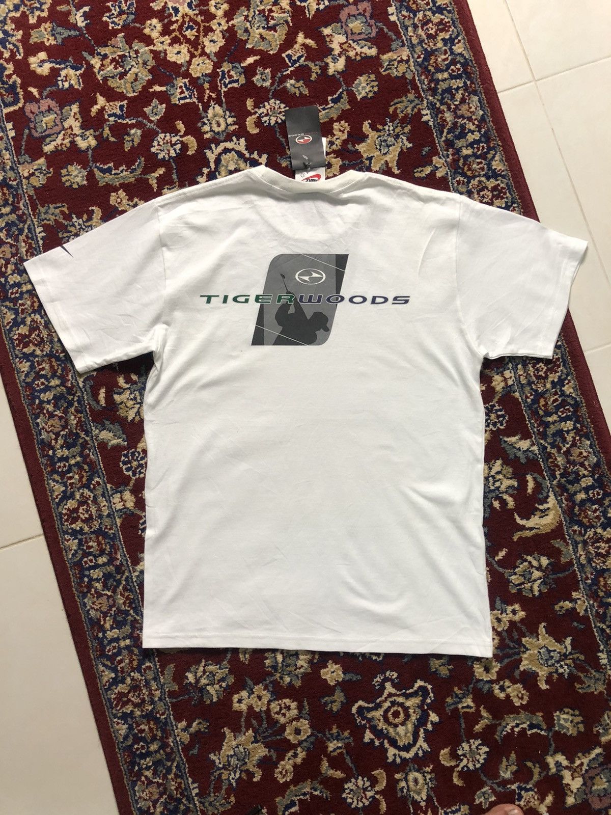 Nike Vintage 90’s Nike Tiger Woods New With Tag T-Shirt Size US S / EU 44-46 / 1 - 1 Thumbnail