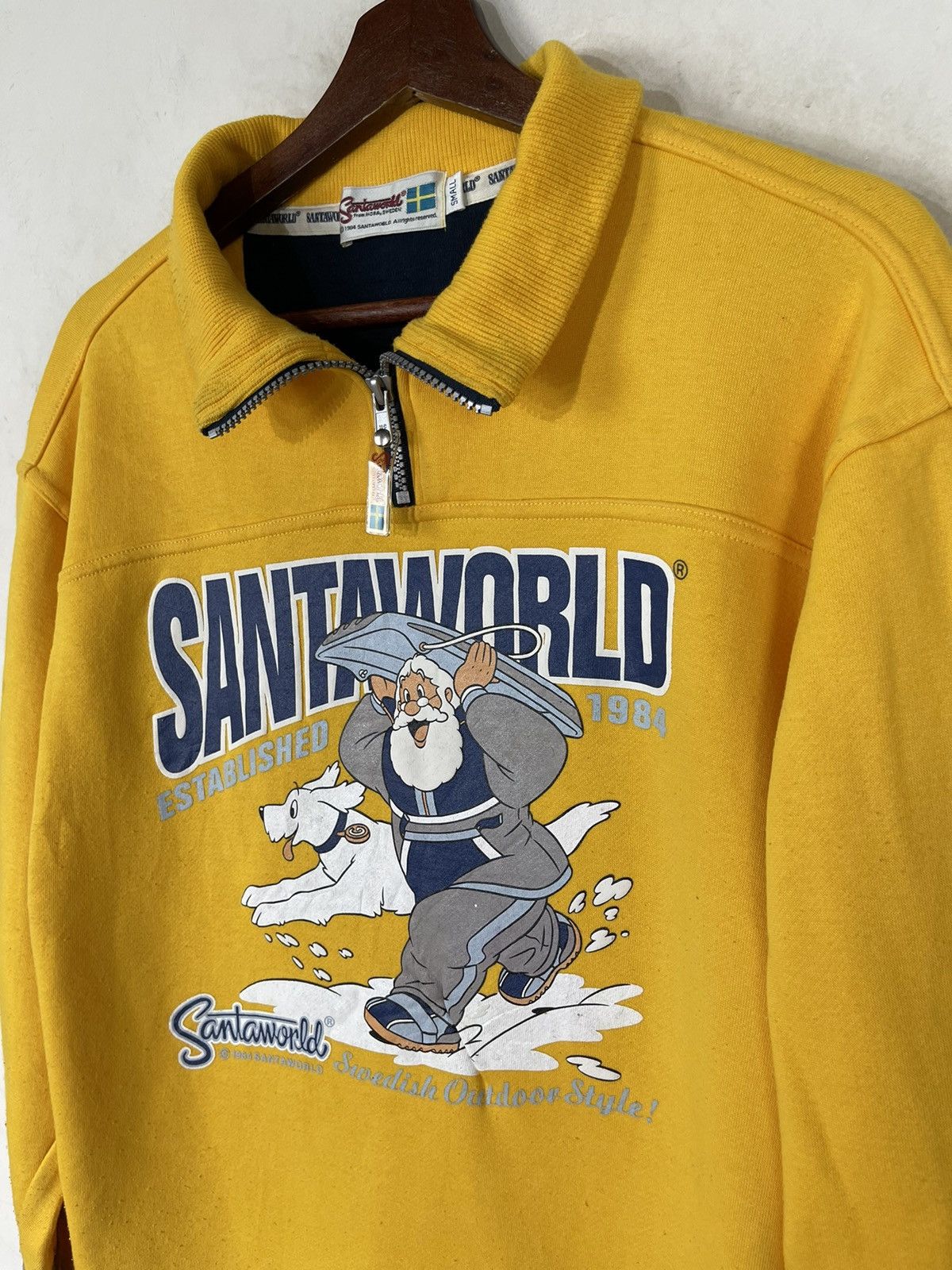 Vintage Vintage SANTA WORLD Sweatshirt 90’s Size US S / EU 44-46 / 1 - 4 Thumbnail