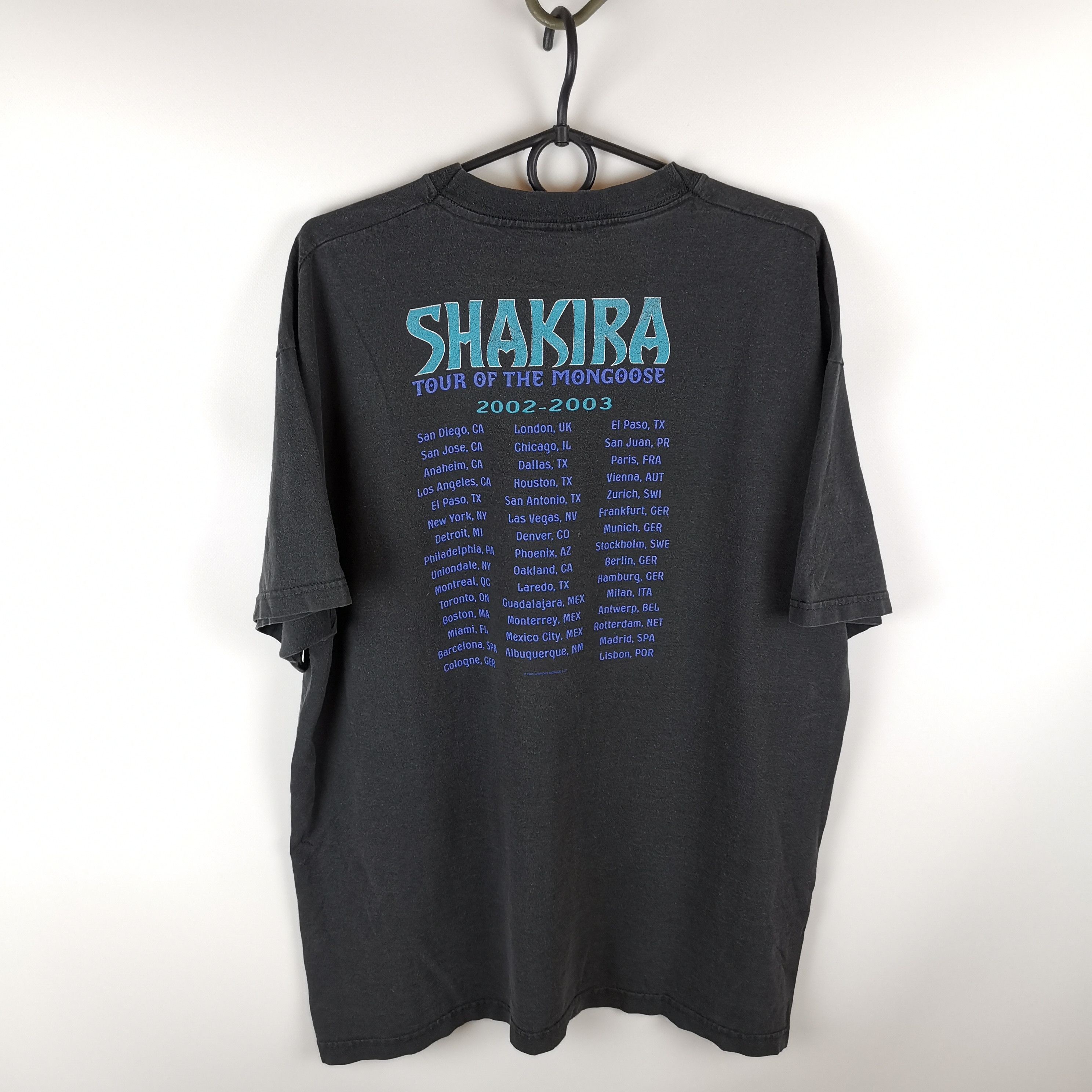 Vintage VTG Shakira Tour Of The Mongoose Bootleg T-Shirt