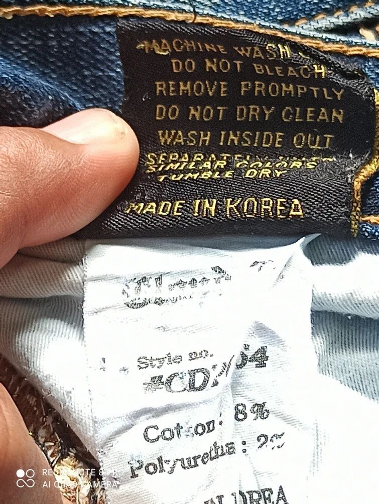Japanese Brand DISTRESSED DENIM EMBROIDERED FALCON Size US 34 / EU 50 - 7 Thumbnail