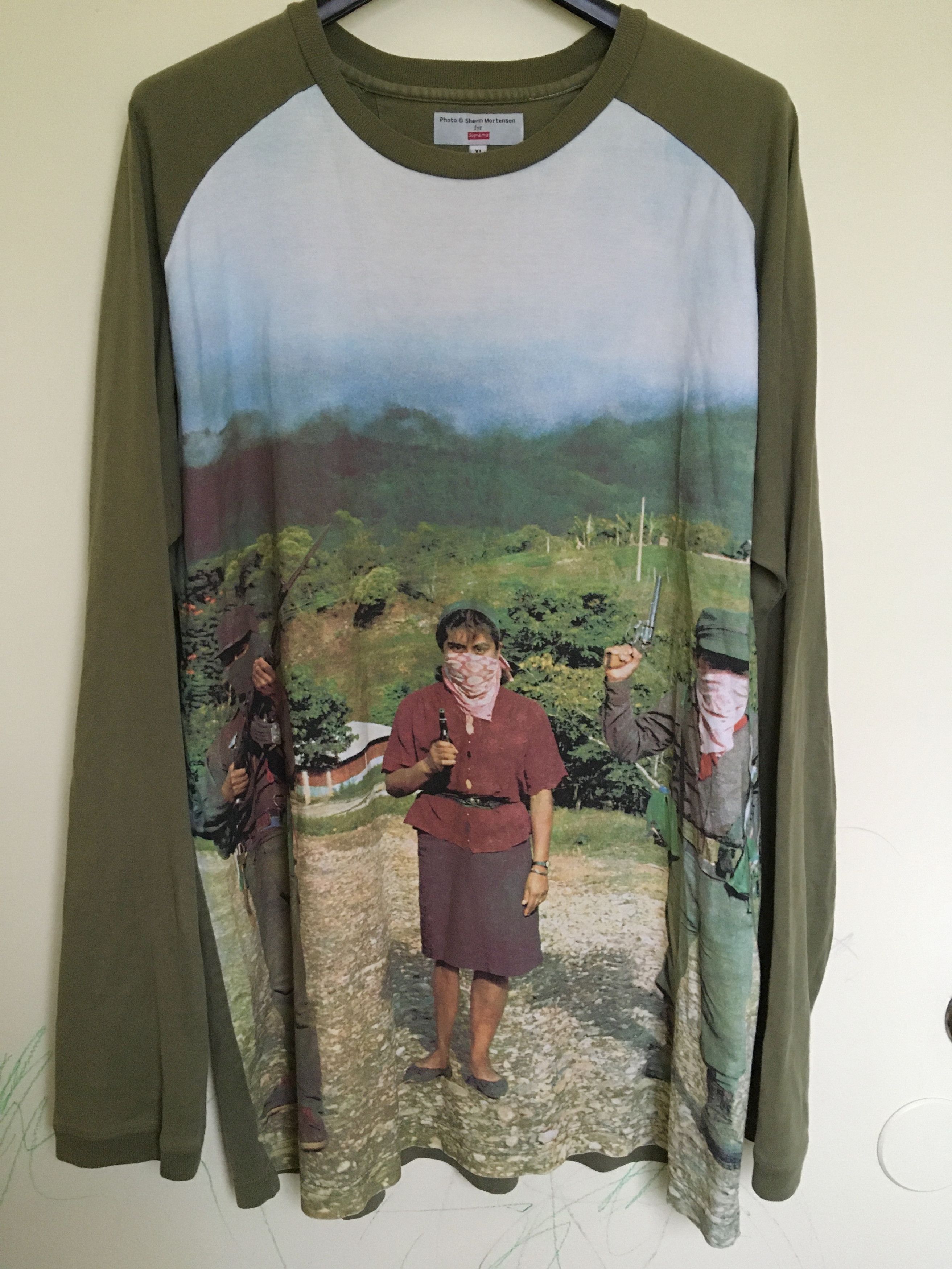 Supreme *rare* Supreme x Shawn Mortensen Zapatista Photograph