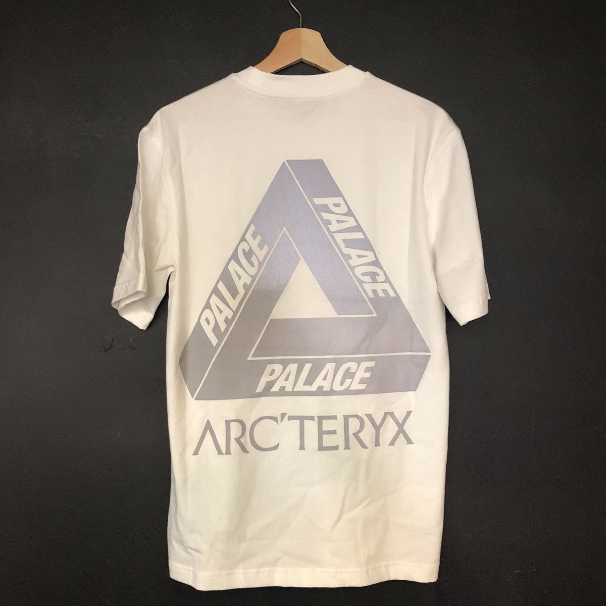 Palace Men's T-Shirt - White - L