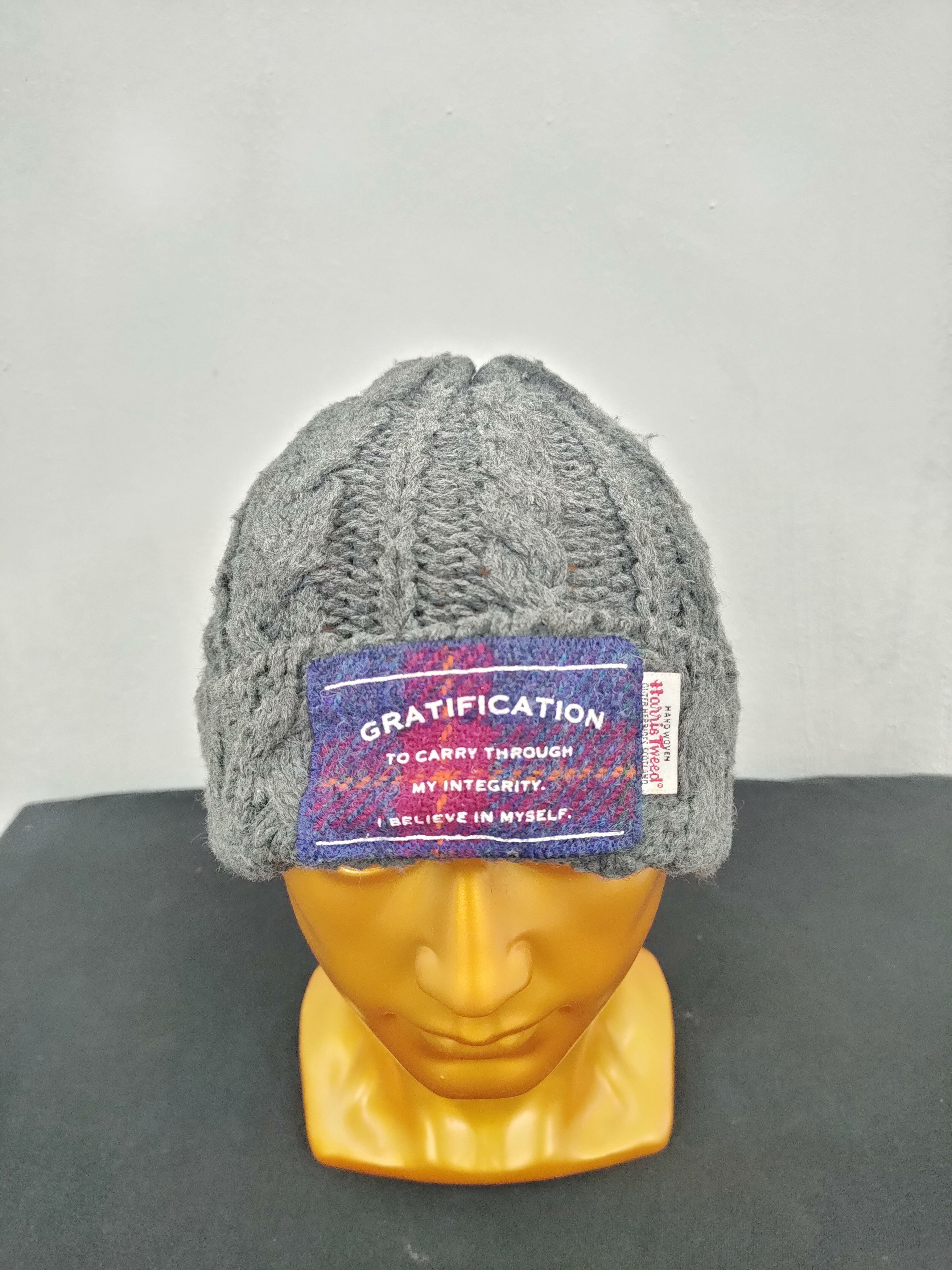 Harris Tweed 💥 BESTOFFER 💥 HARRIS TWEED WOOL KNIT BEANIE HAT Size ONE SIZE - 1 Thumbnail