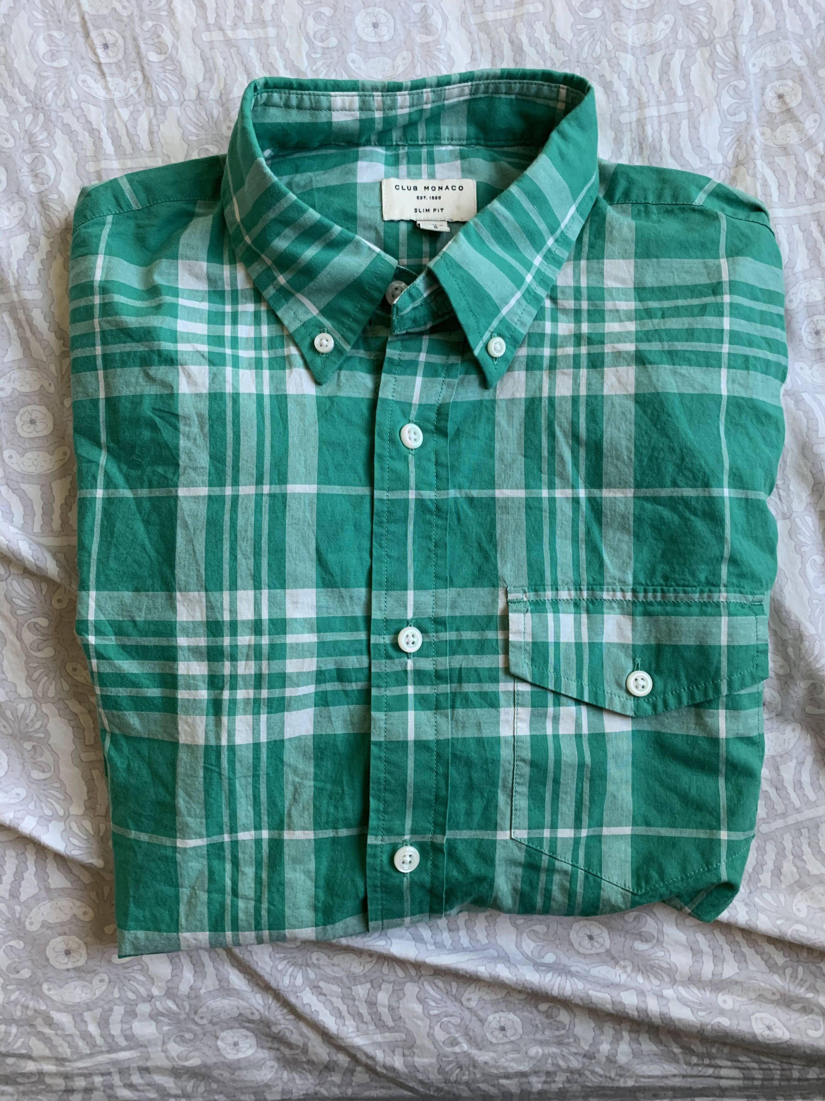 Club Monaco Club Monaco button up shirt in plaid small slim fit $89.50 Size US S / EU 44-46 / 1 - 2 Thumbnail