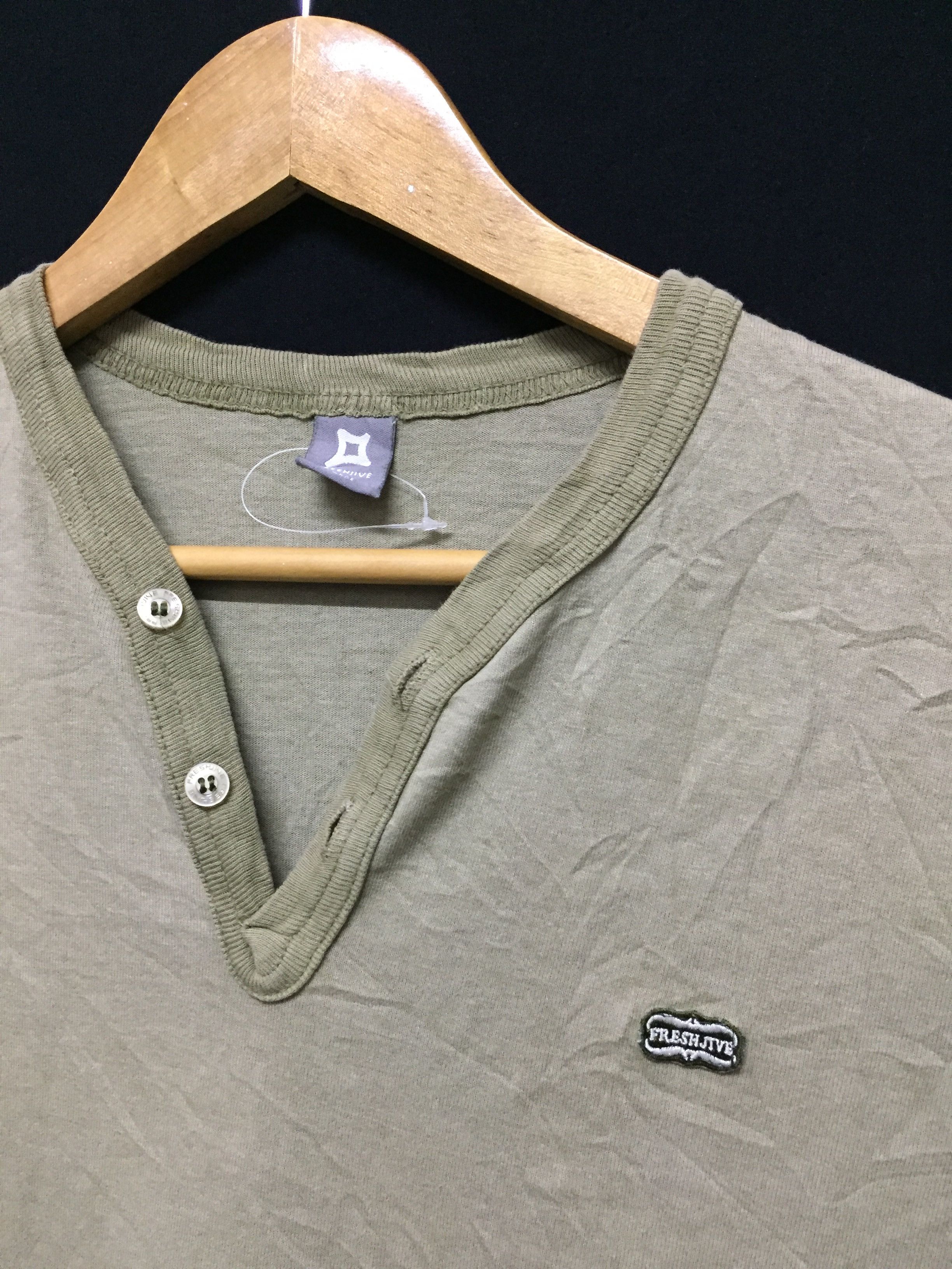 Freshjive × Vintage 90's Freshjive olive mesh sleeve logo tee Size US L / EU 52-54 / 3 - 3 Thumbnail