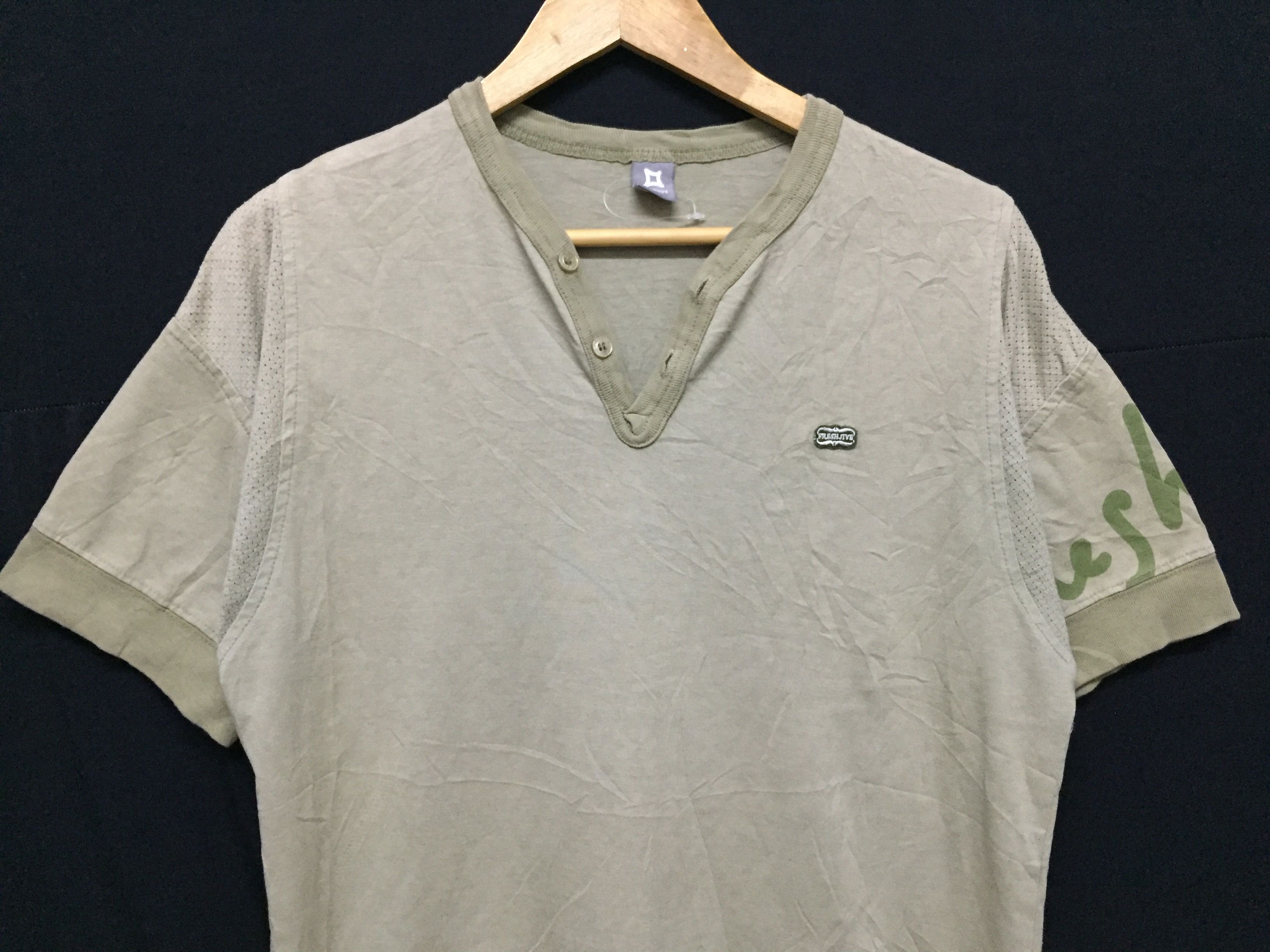 Freshjive × Vintage 90's Freshjive olive mesh sleeve logo tee Size US L / EU 52-54 / 3 - 2 Thumbnail