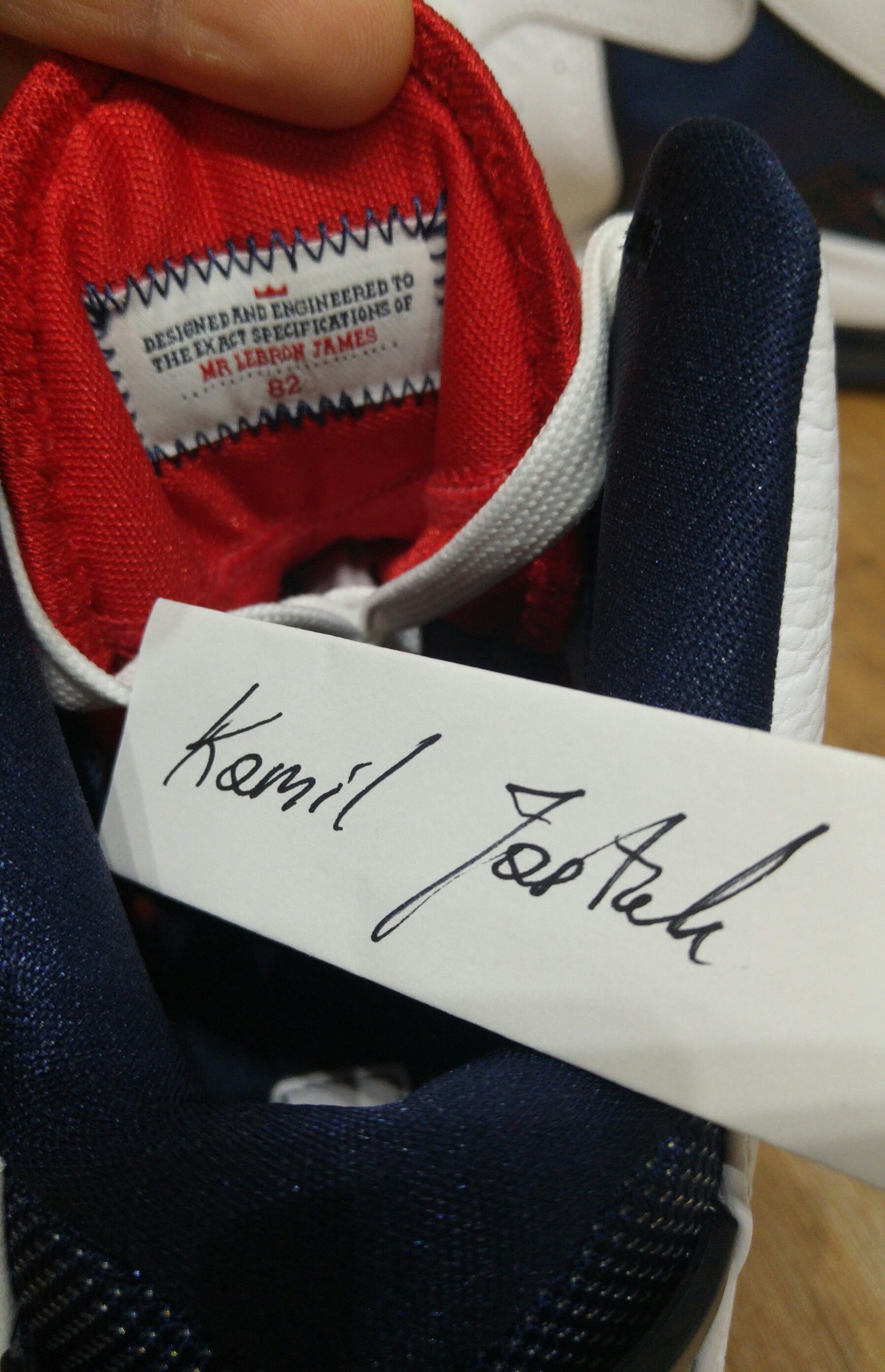 Nike Nike Lebron VIII 8 "Veterans Day" Size US 9.5 / EU 42-43 - 6 Thumbnail