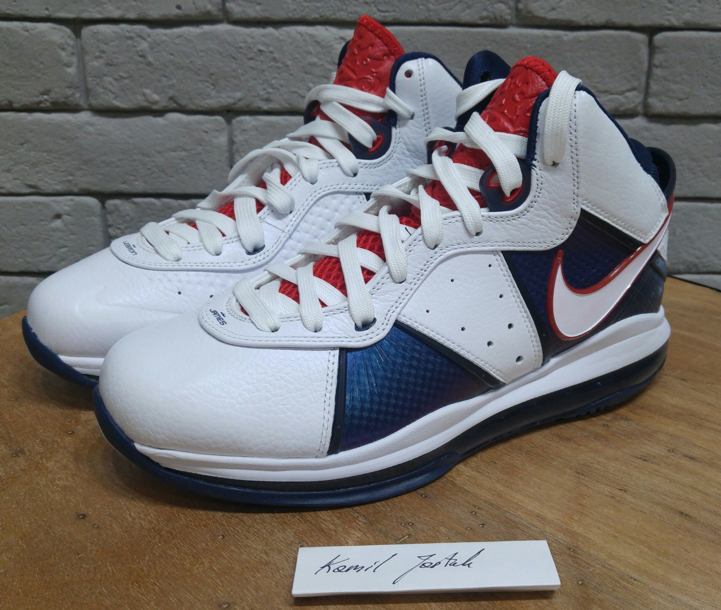 Nike Nike Lebron VIII 8 "Veterans Day" Size US 9.5 / EU 42-43 - 1 Thumbnail