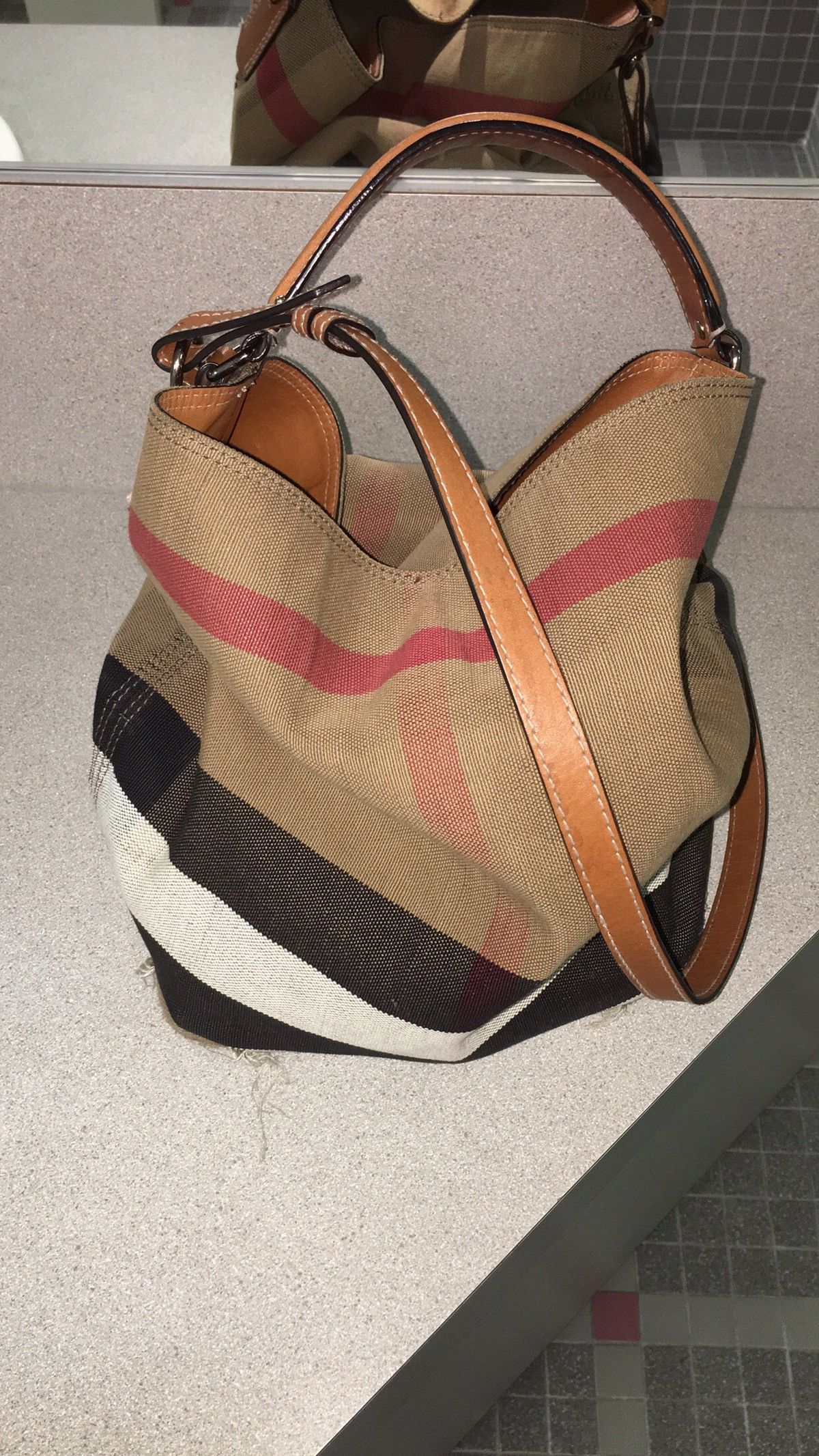 Burberry medium ashby on sale hobo